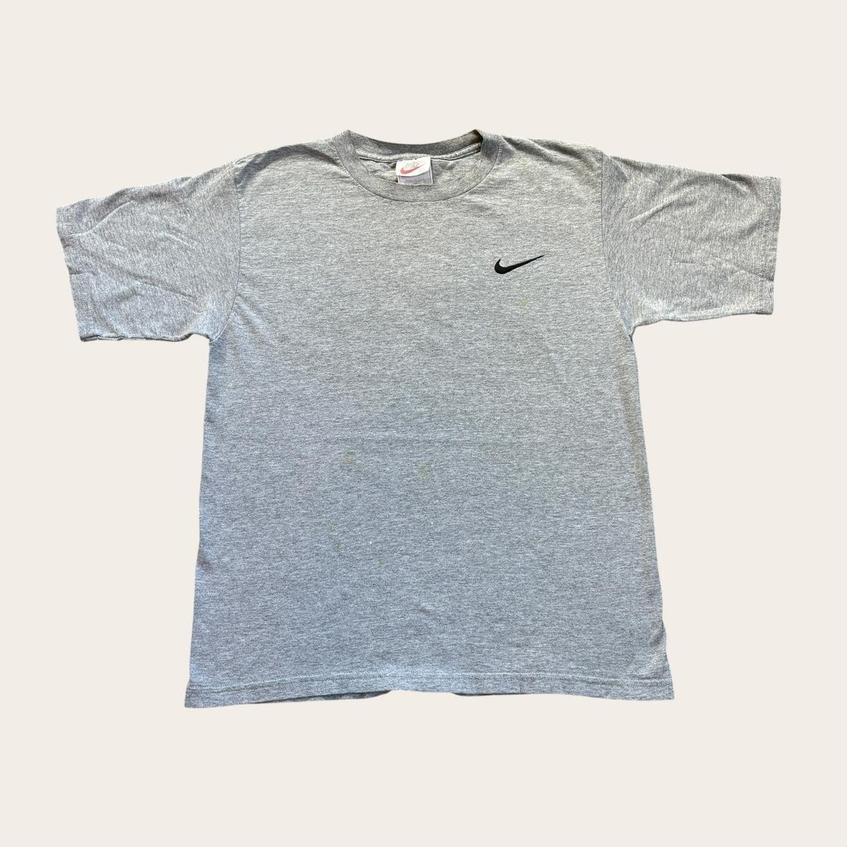 Vintage 90s USA Nike classic logo embroidered swoosh t-shirt