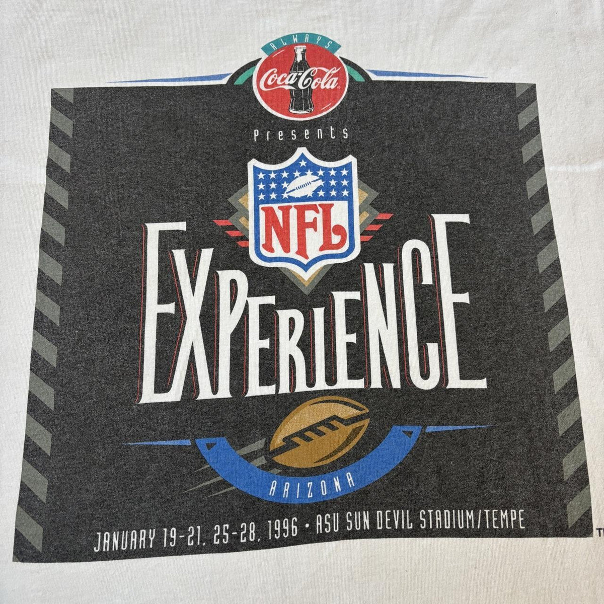 Vintage 90s USA NFL experience Arizona American Football Coca Cola t-shirt