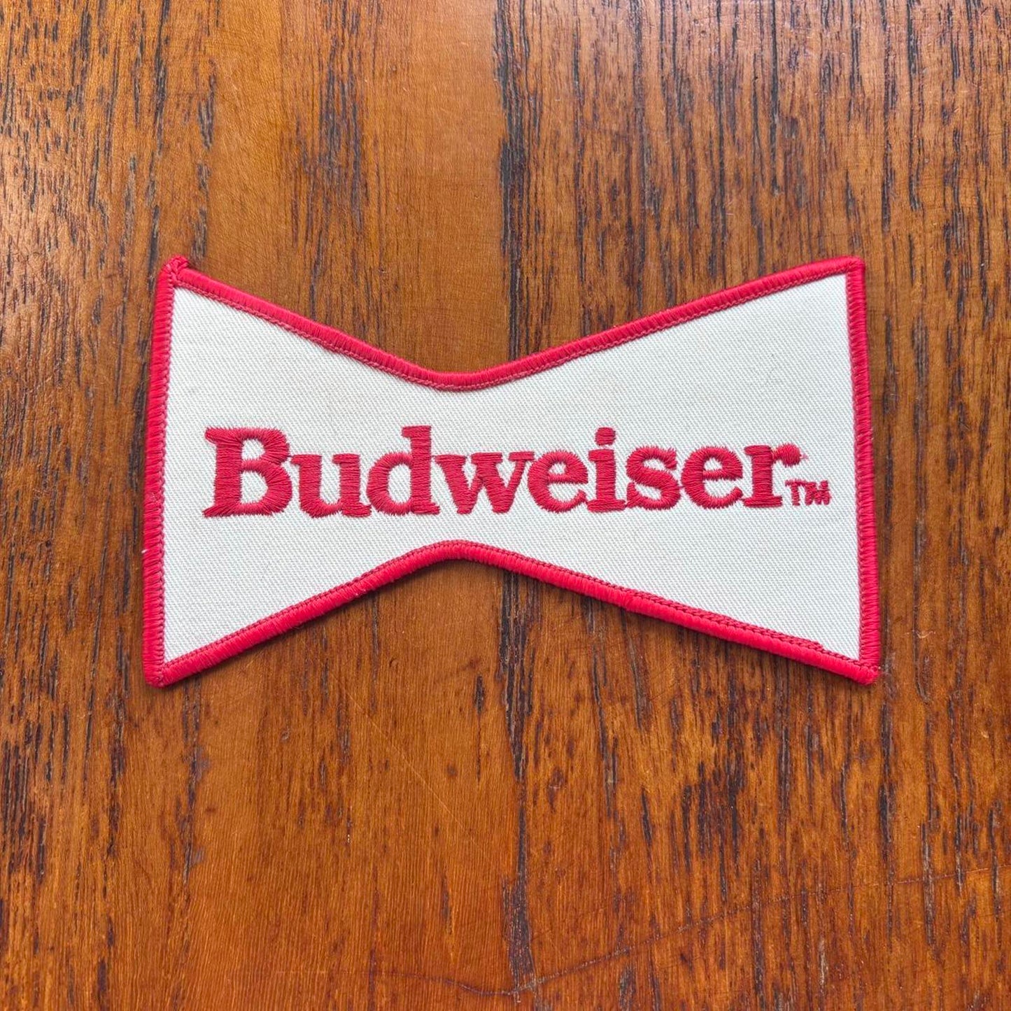 Vintage 90s USA Budweiser beer alcohol embroidered patch