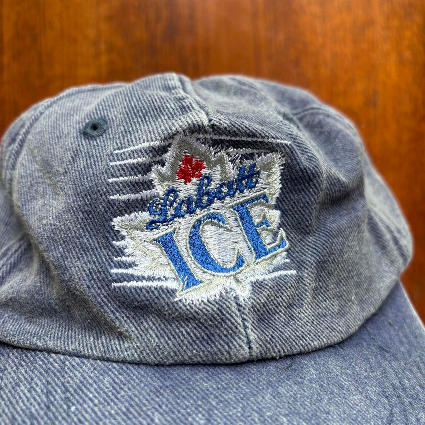 Vintage 90s USA Labatts beer Ice cold promotional graphic baseball cap
