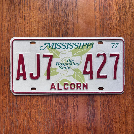Vintage 70s USA Mississippi hospitality state American license plate