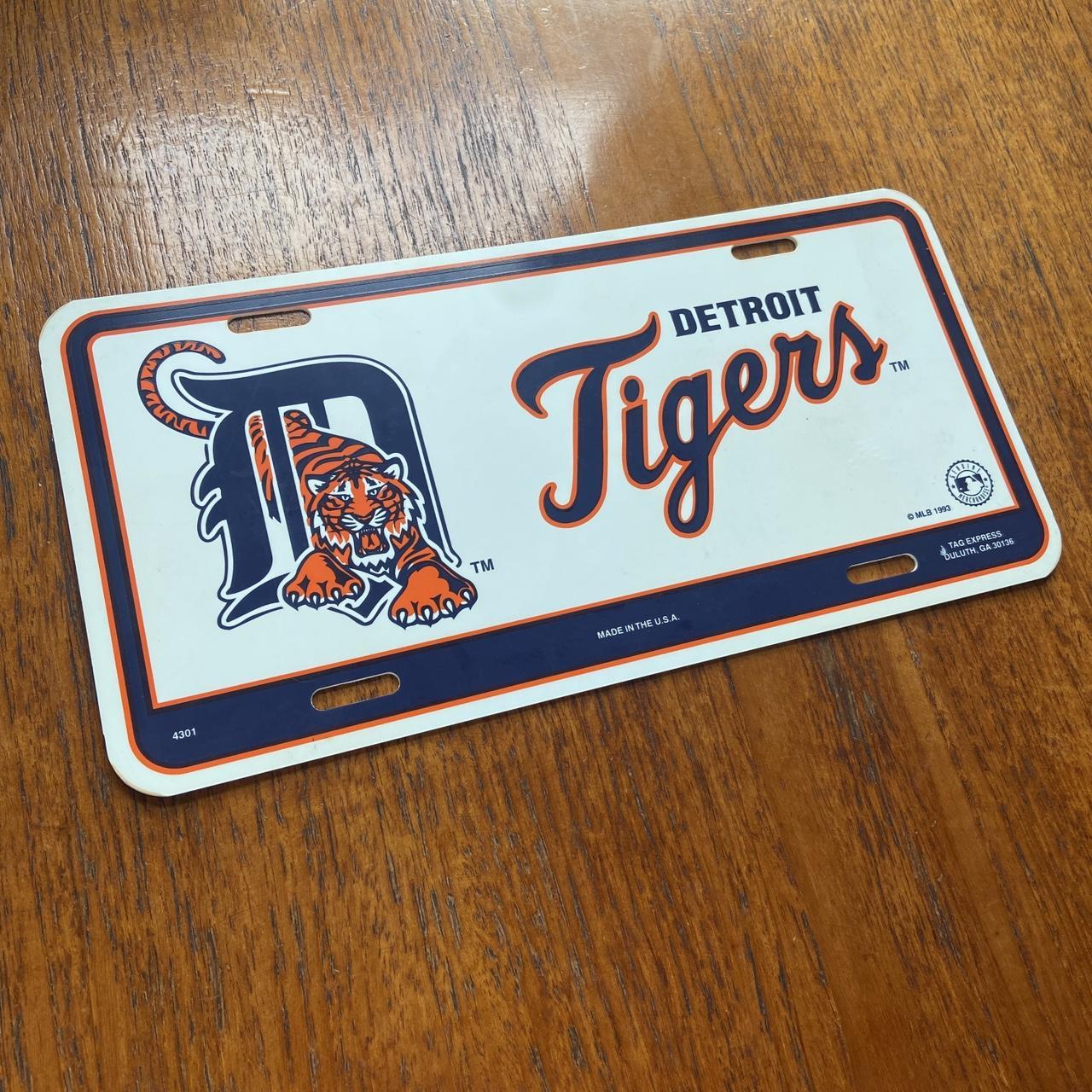 Vintage 90s USA Detroit Tigers MLB baseball promotional American license plate