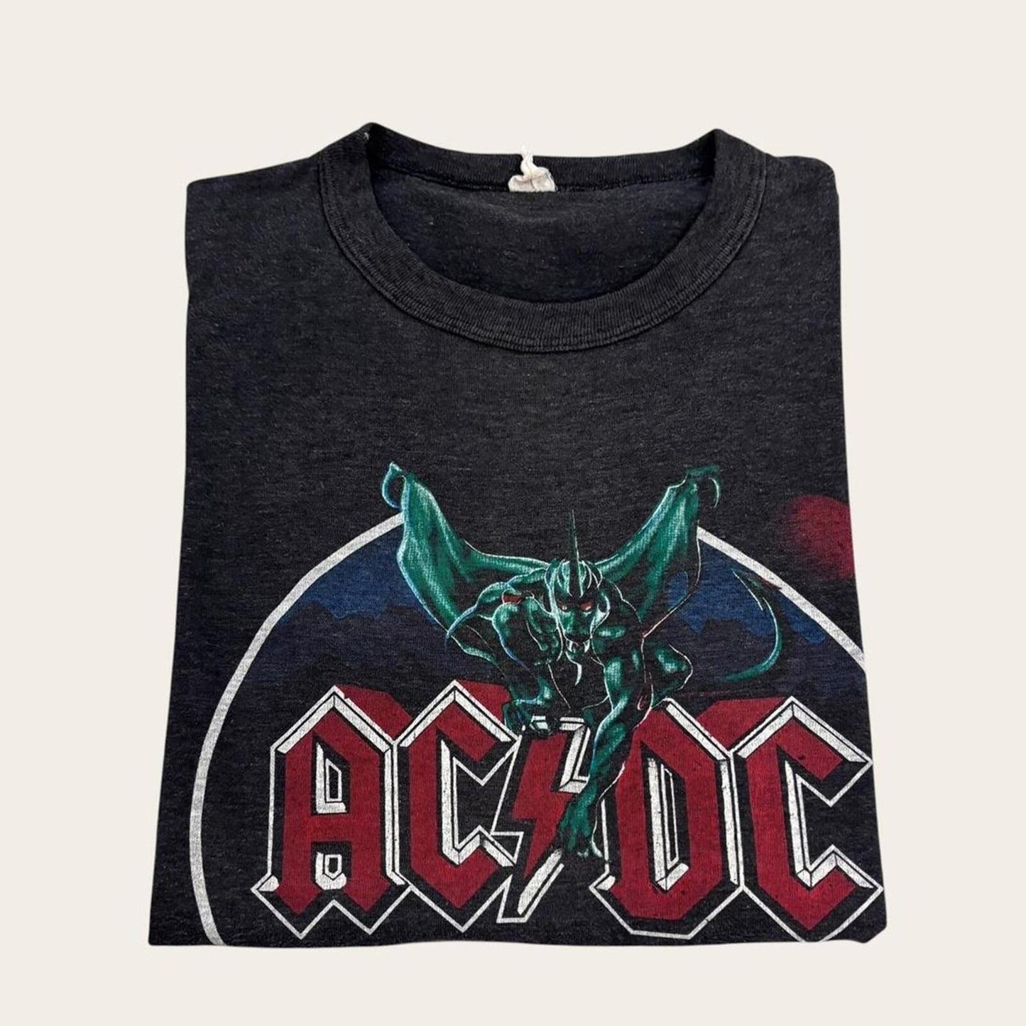 Vintage 80s Monsters of Rock music festival ACDC Whitesnake band t-shirt