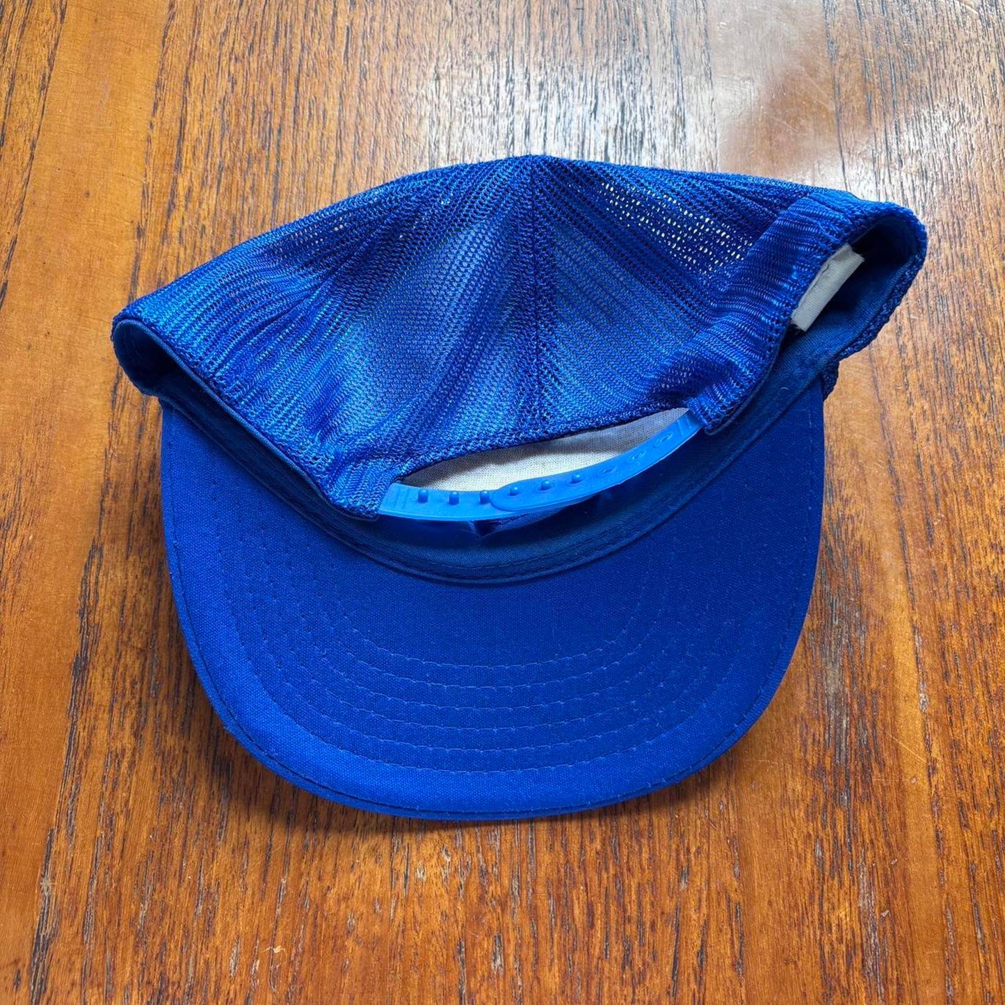 Vintage 90s USA Chevrolet car automobile humour graphic trucker cap