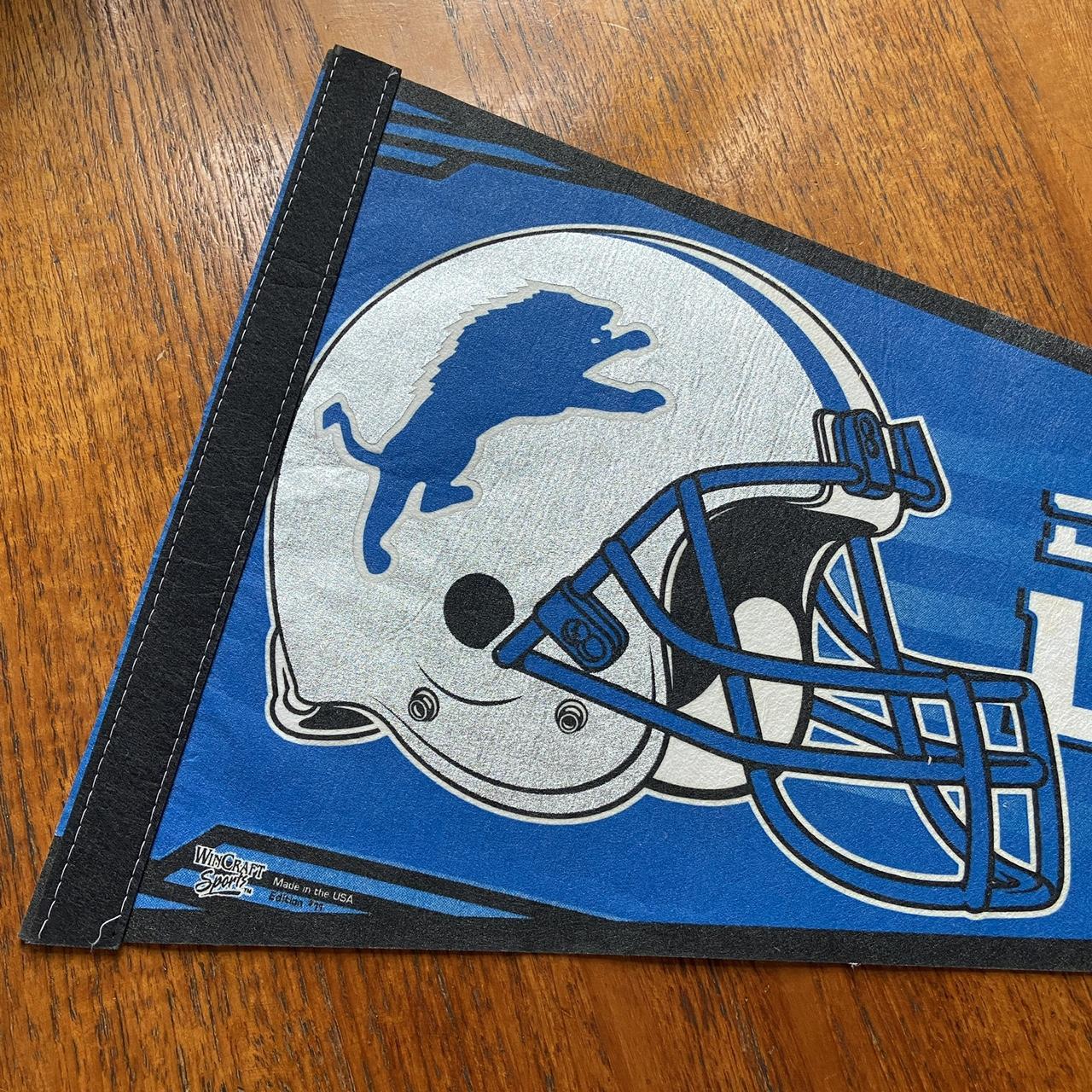 Vintage 90s USA Detroit Lions American Football NFL felt pennant