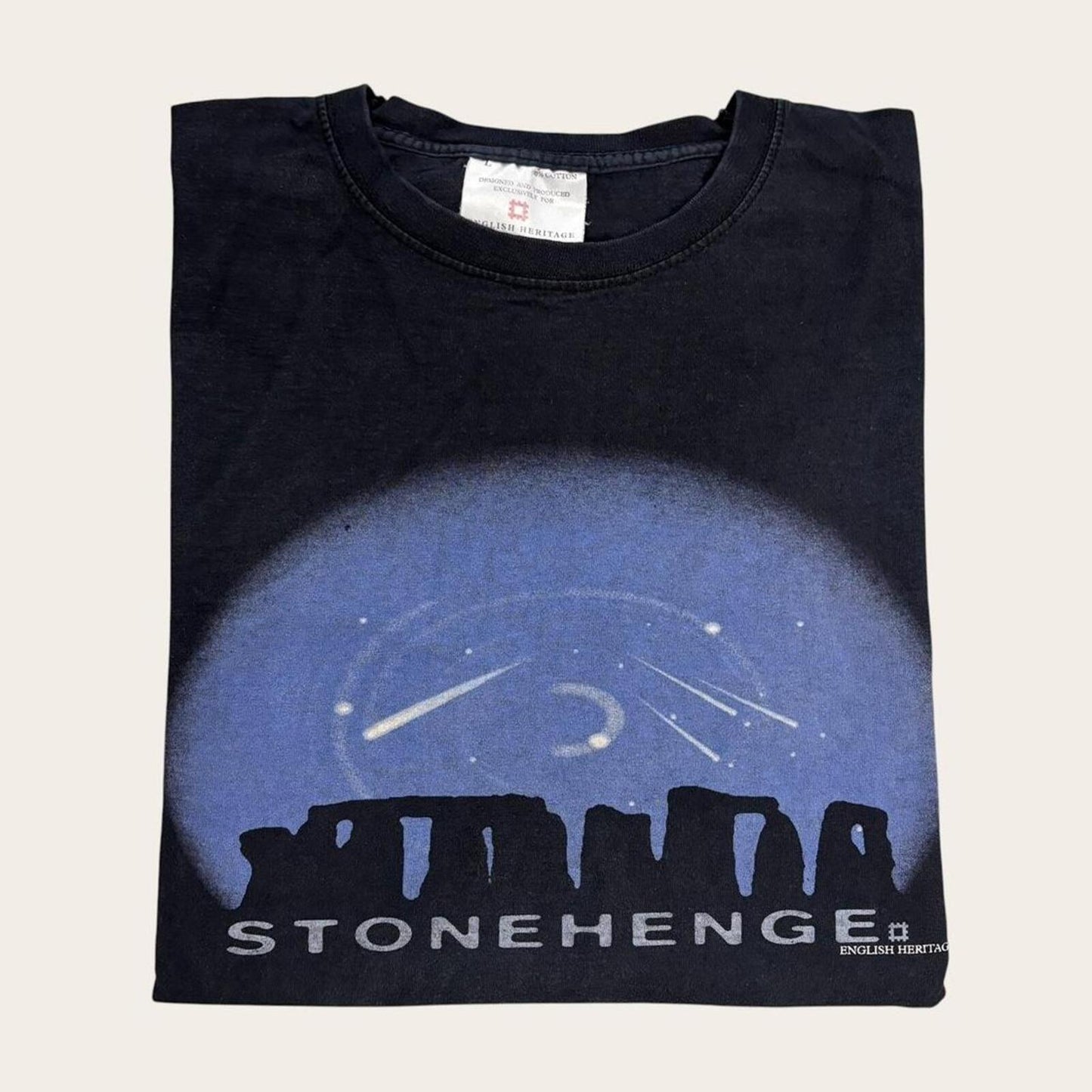 Vintage 90s Stonehenge monument shooting stars English heritage souvenir t-shirt