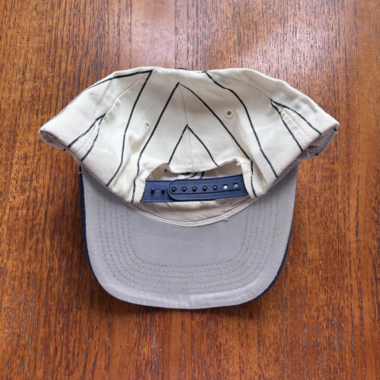 Vintage 90s USA Chicago White Sox MLB pinstripe embroidered baseball cap
