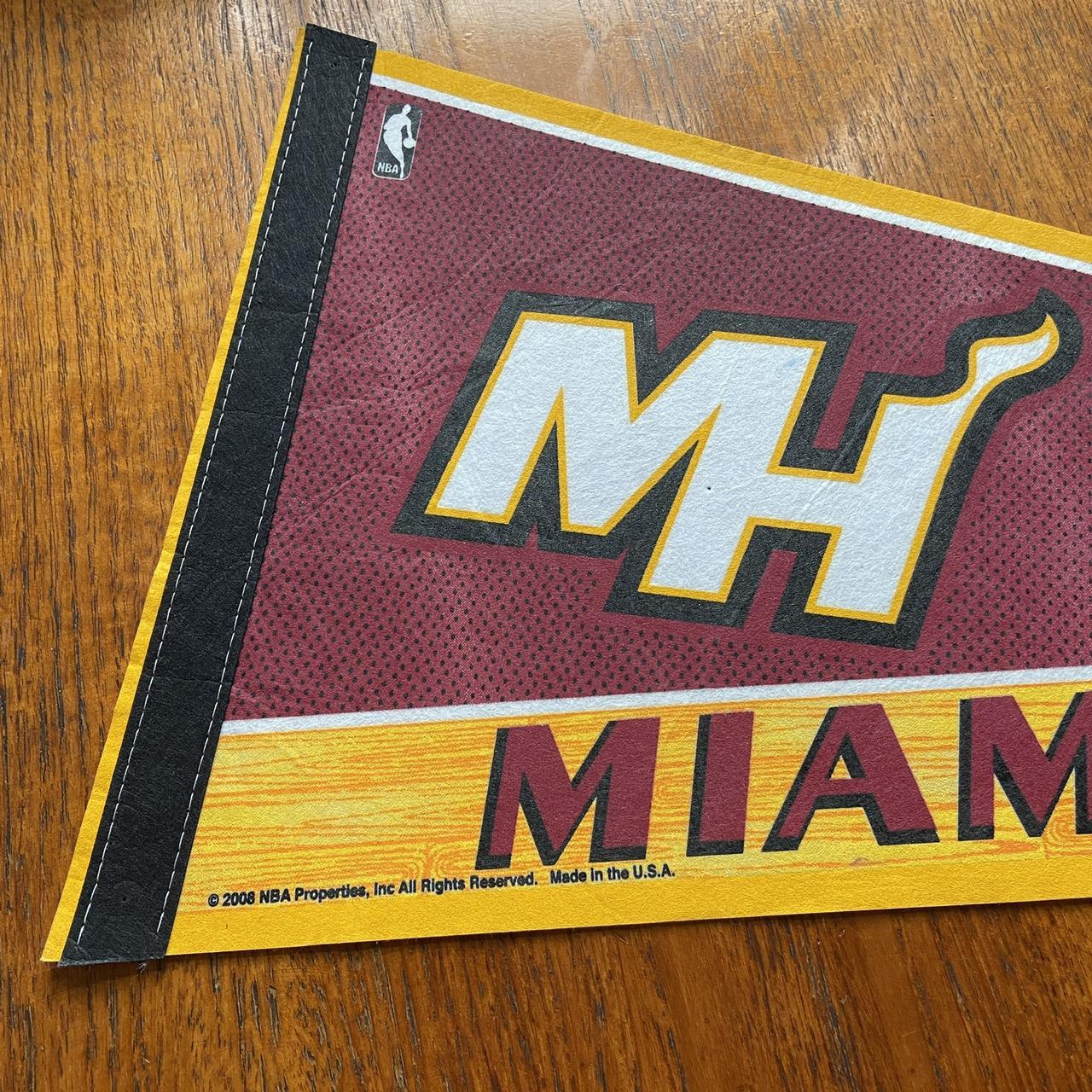 Vintage Y2K 2000s USA Miami Heat Florida basketball NBA felt pennant