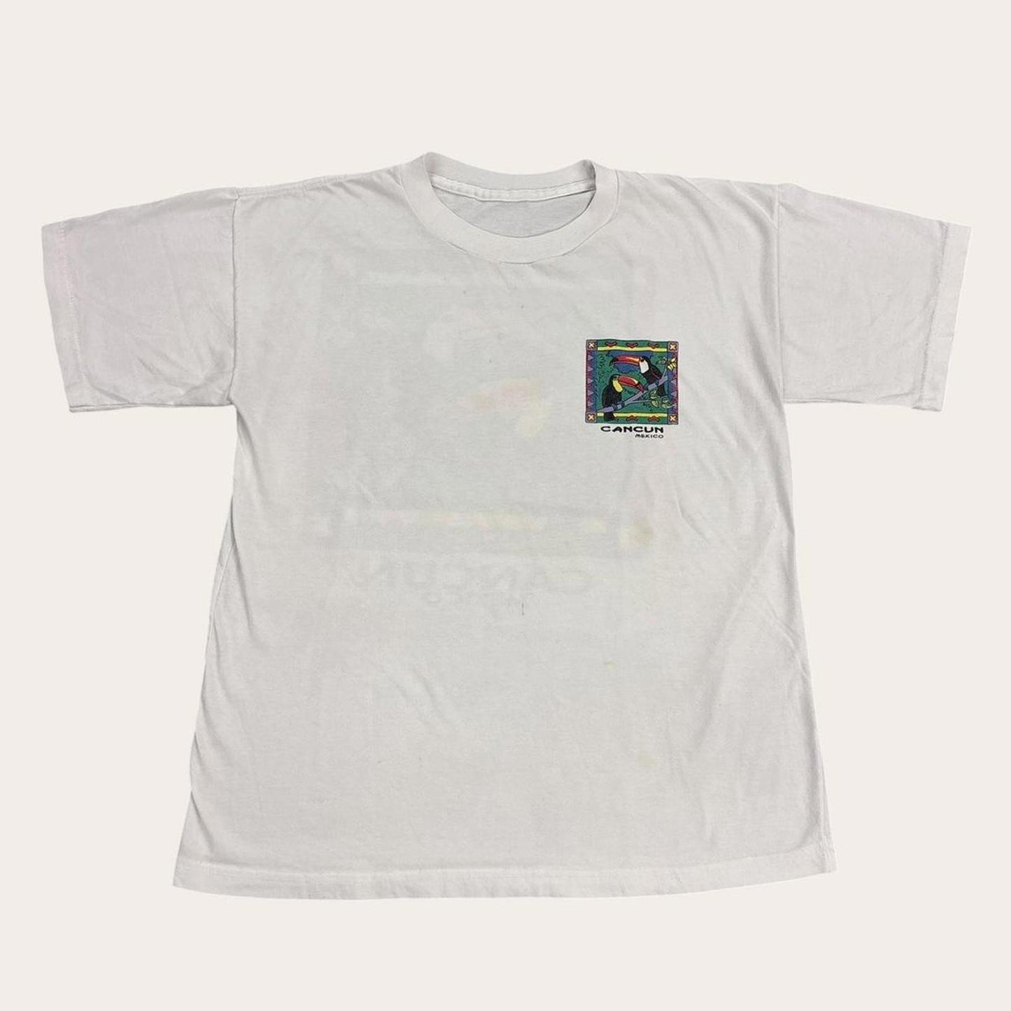 Vintage 90s Cancun Mexico tropical wildlife nature toucans souvenir t-shirt
