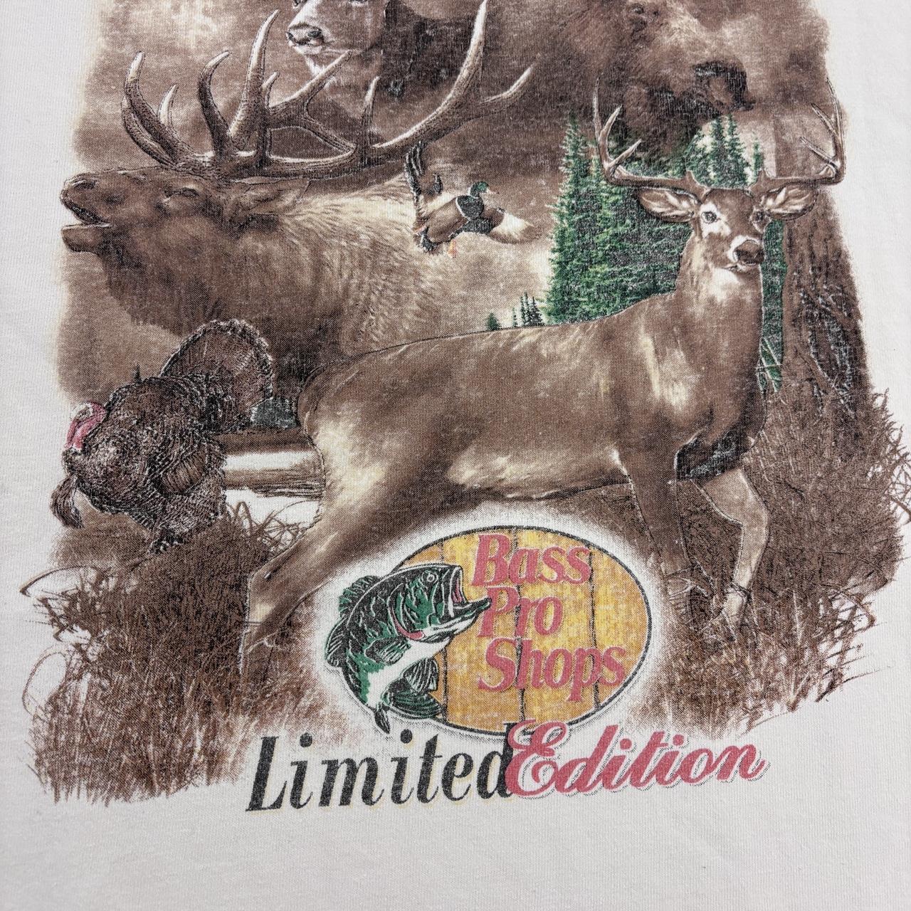 Vintage 90s USA Bass Pro Shops conservation card hunting fishing graphic t-shirt