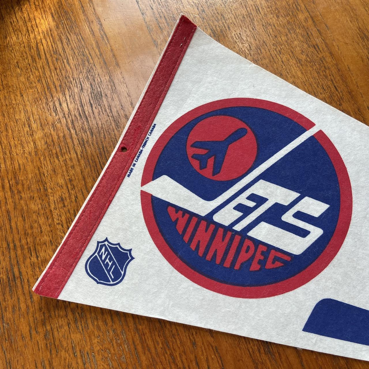 Vintage 90s Winnipeg Jets Canada NHL ice hockey felt pennant