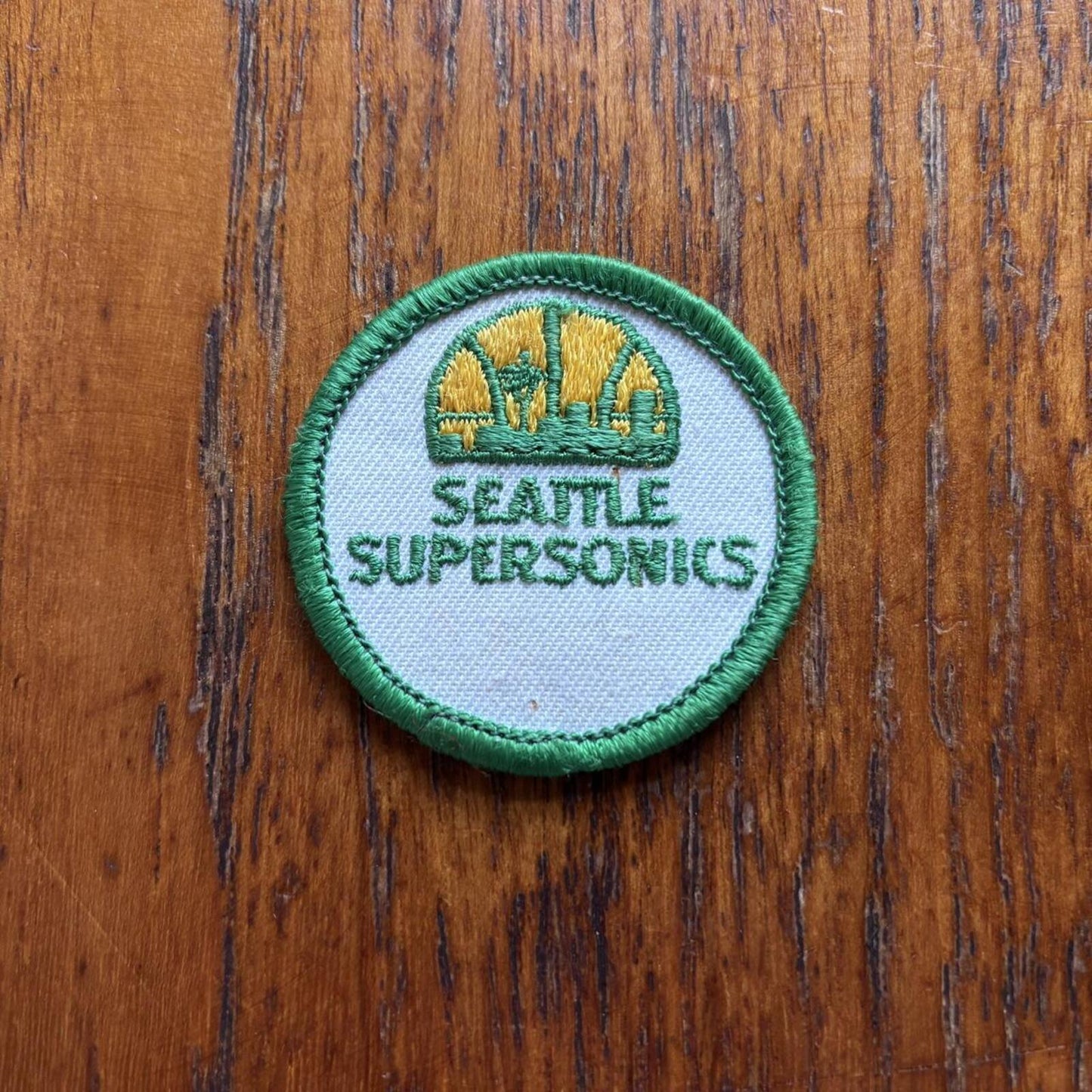 Vintage 80s USA Seattle SuperSonics NBA basketball embroidered patch