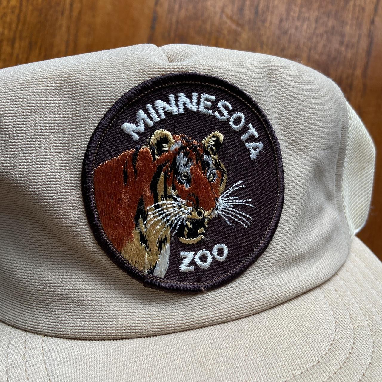 Vintage 90s USA Minnesota Zoo tiger nature wildlife promotional graphic trucker cap