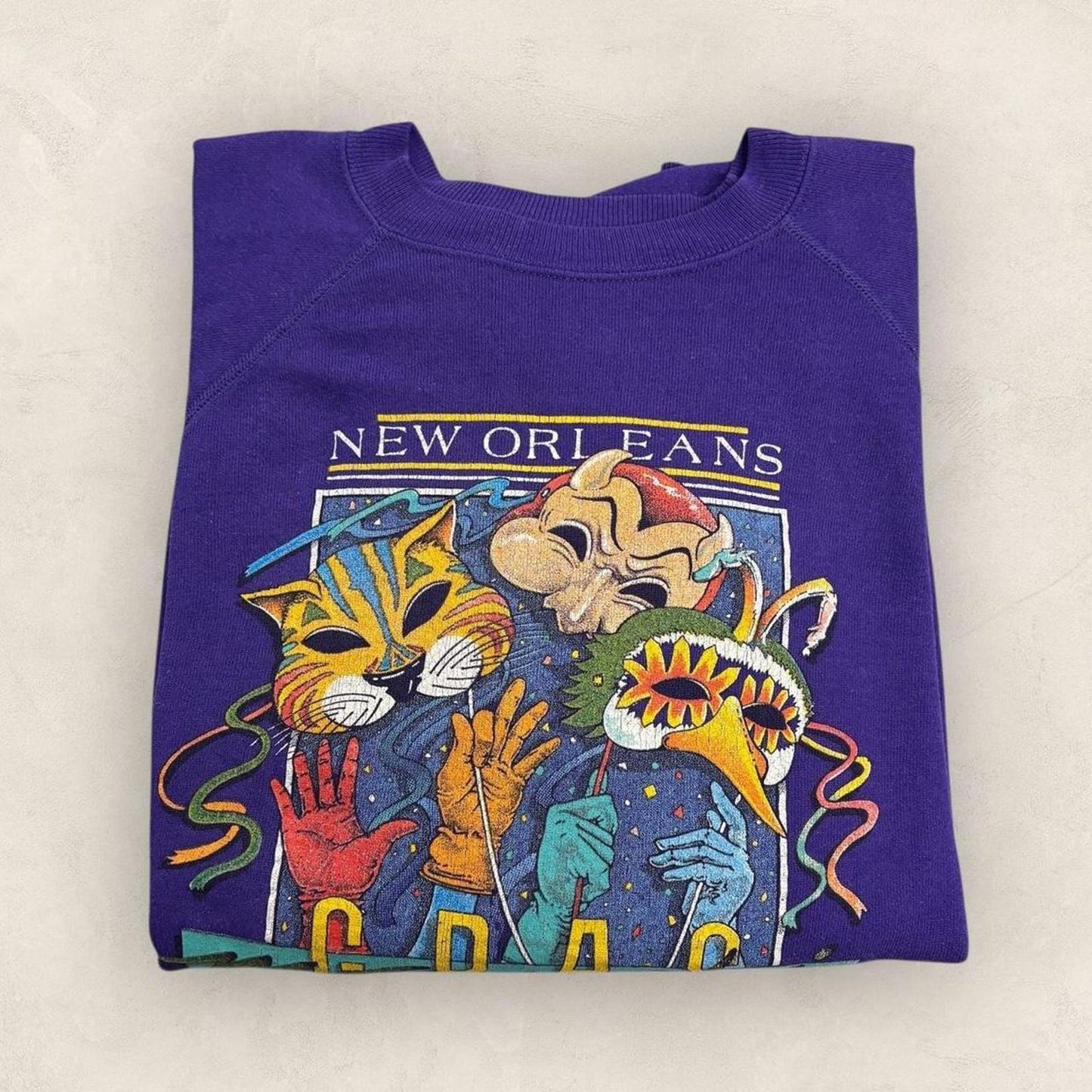 Vintage 80s USA New Orleans Mardi Gras celebration souvenir sweatshirt
