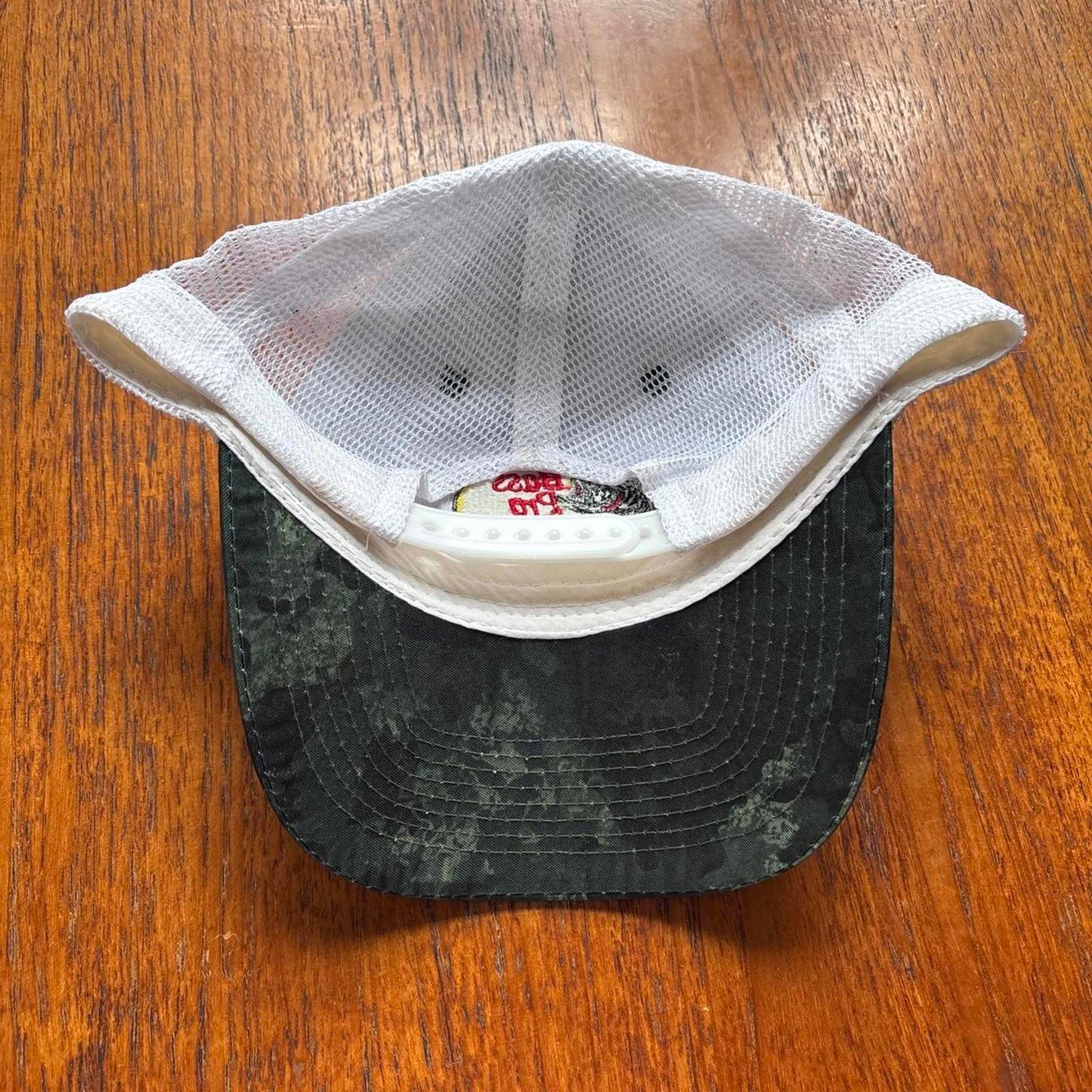 Vintage Y2K Bass Pro Shops club fishing hunting camping camo trucker cap