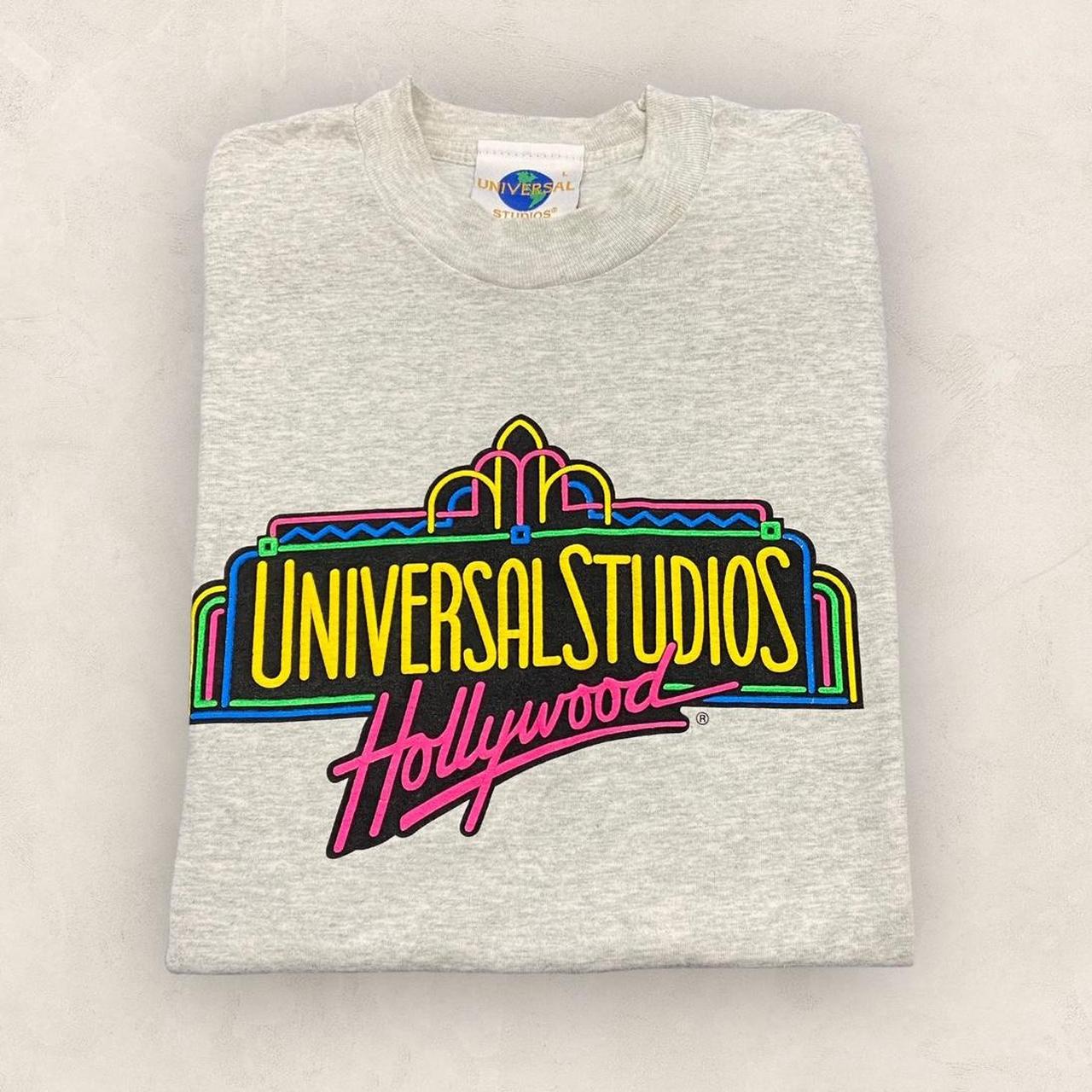 Vintage 90s USA Universal Studios Hollywood California theme park promotional graphic t-shirt