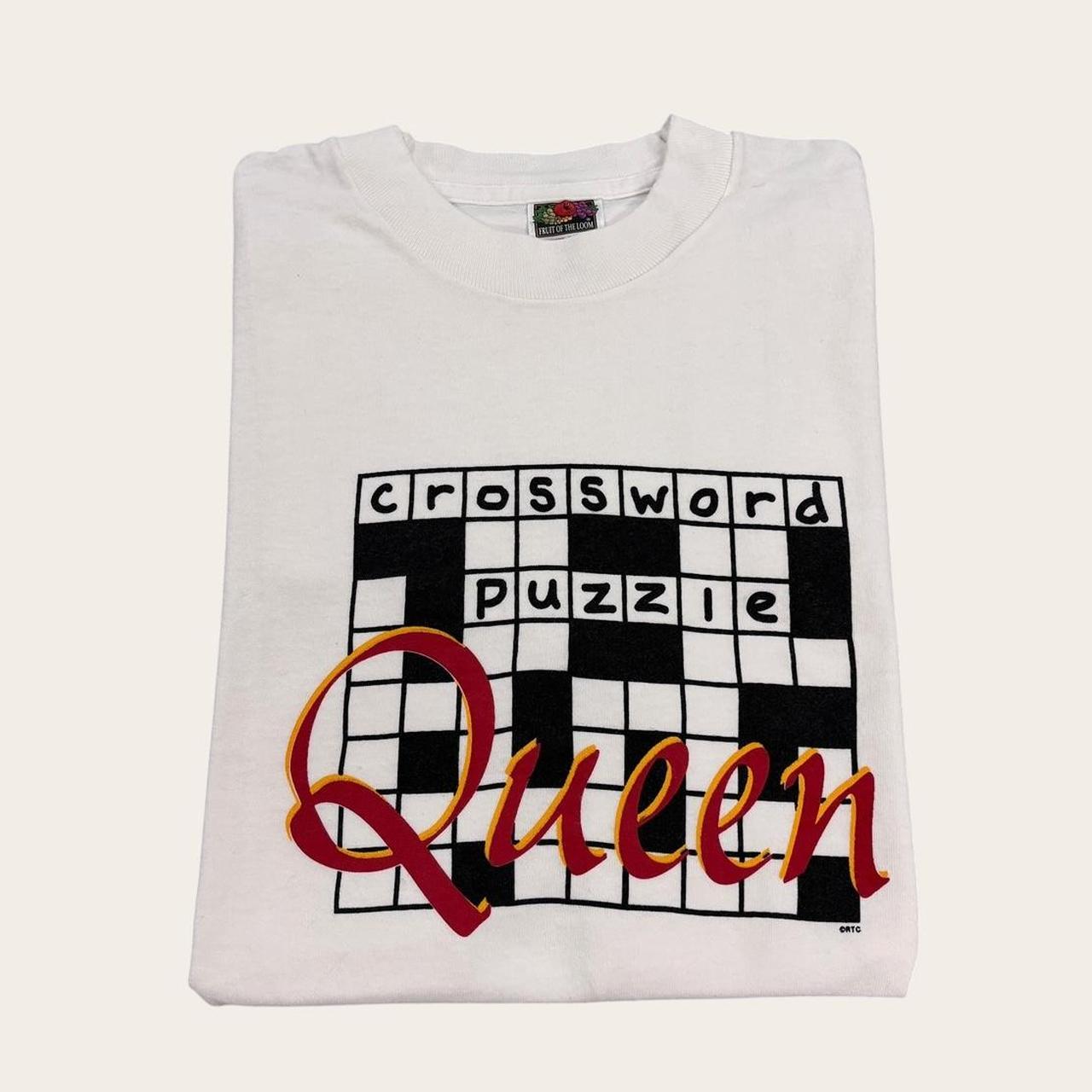 Vintage 90s USA crossword puzzle queen graphic t-shirt