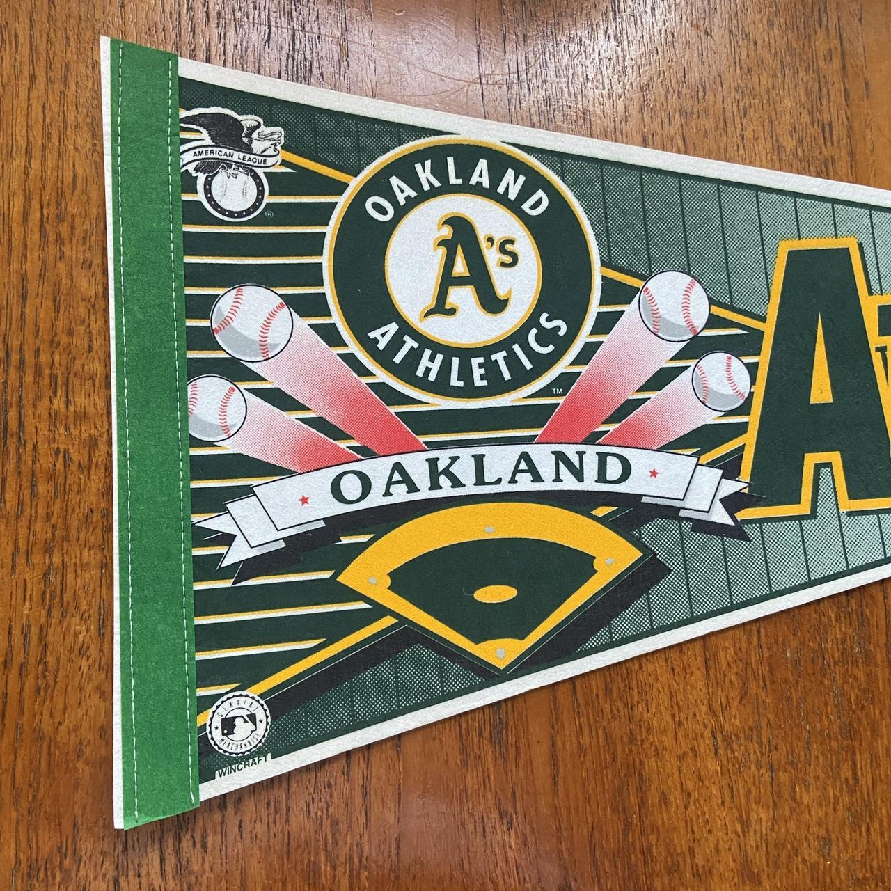 Vintage 90s USA Oakland A’s Athletics Major League Baseball MLB felt pennant