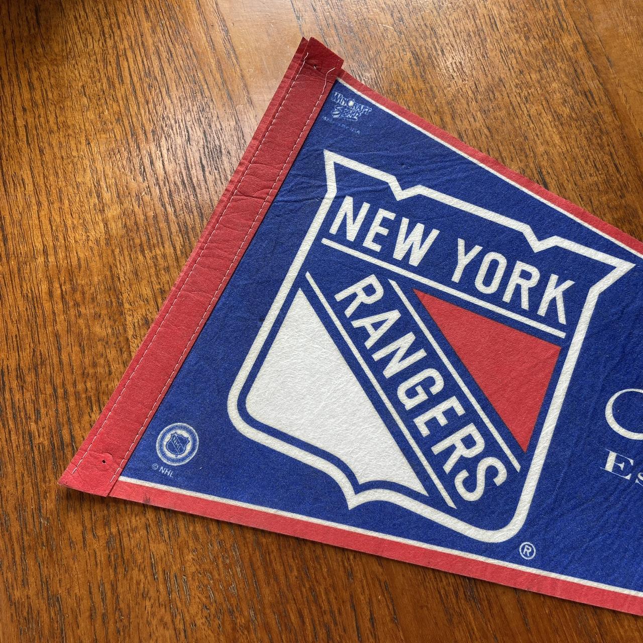 Vintage 90s USA New York Rangers NHL ice hockey felt pennant