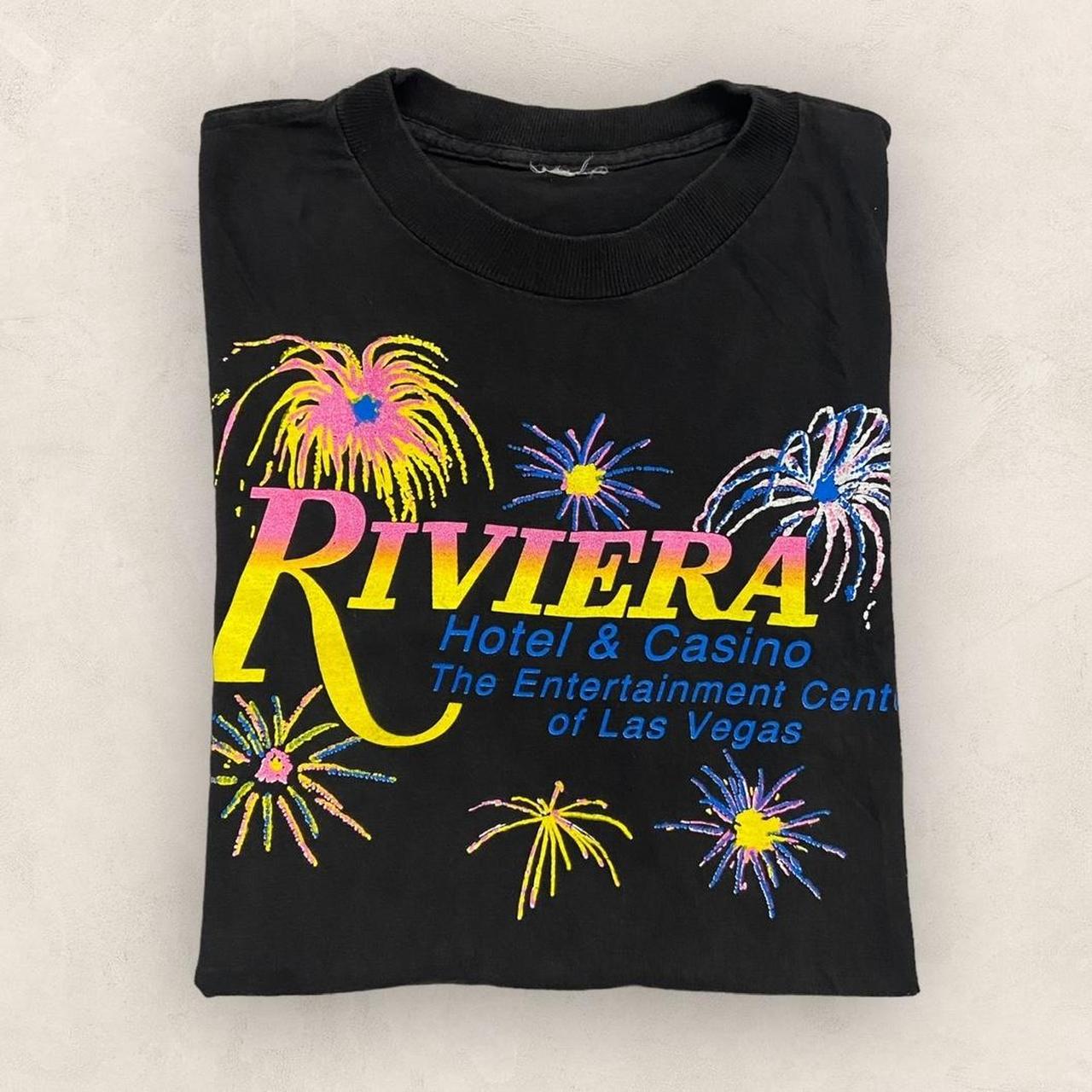 Vintage 90s USA Riviera hotel and casino Las Vegas Nevada fireworks graphic t-shirt