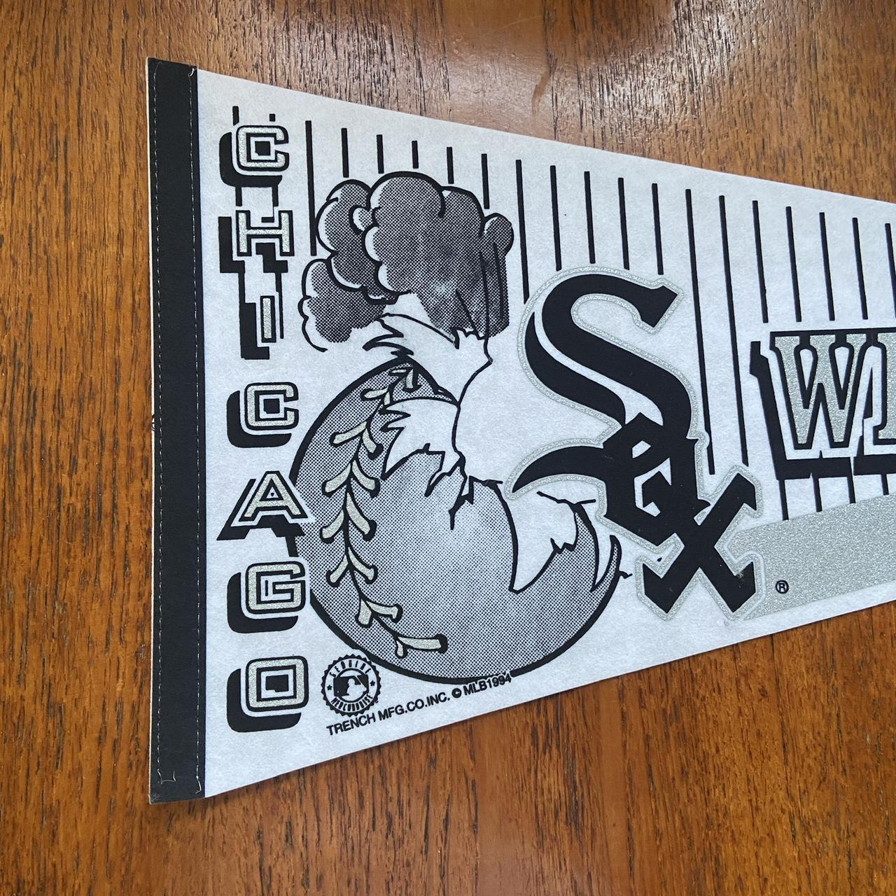 Vintage 90s USA Chicago White Sox Major League Baseball MLB felt pennant