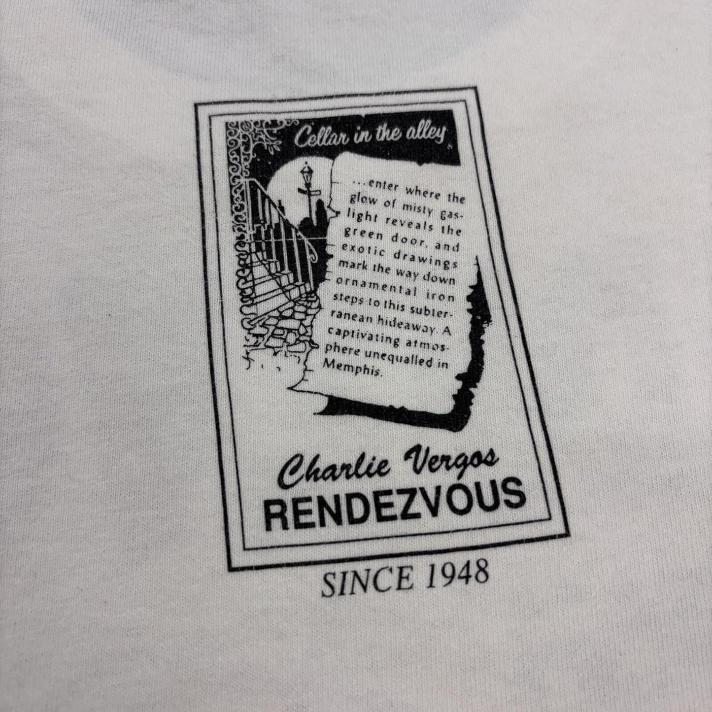 Vintage 90s USA Rendezvous Memphis ribs barbecue artwork souvenir t-shirt