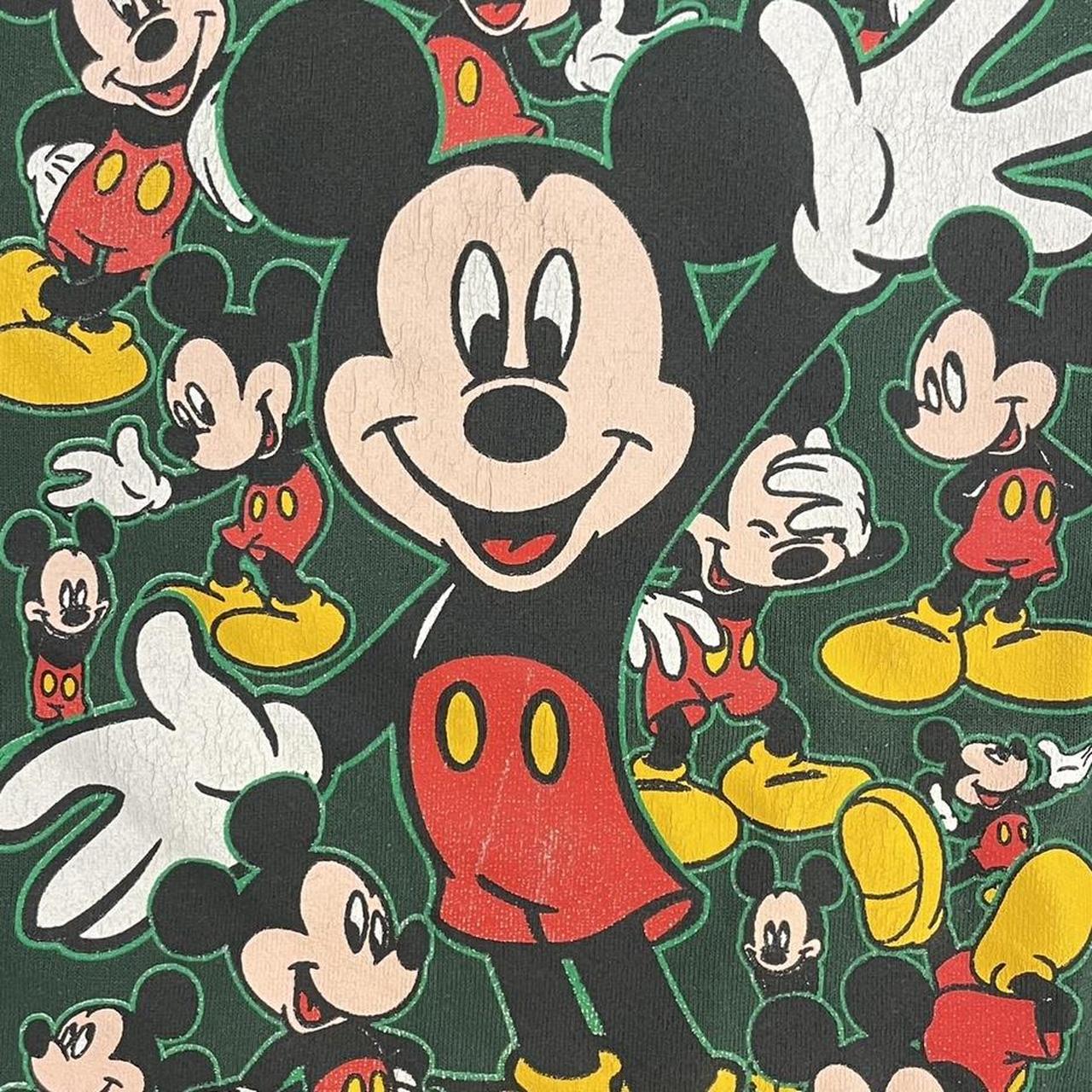 Vintage 90s USA Mickey Mouse Disney graphic sweatshirt