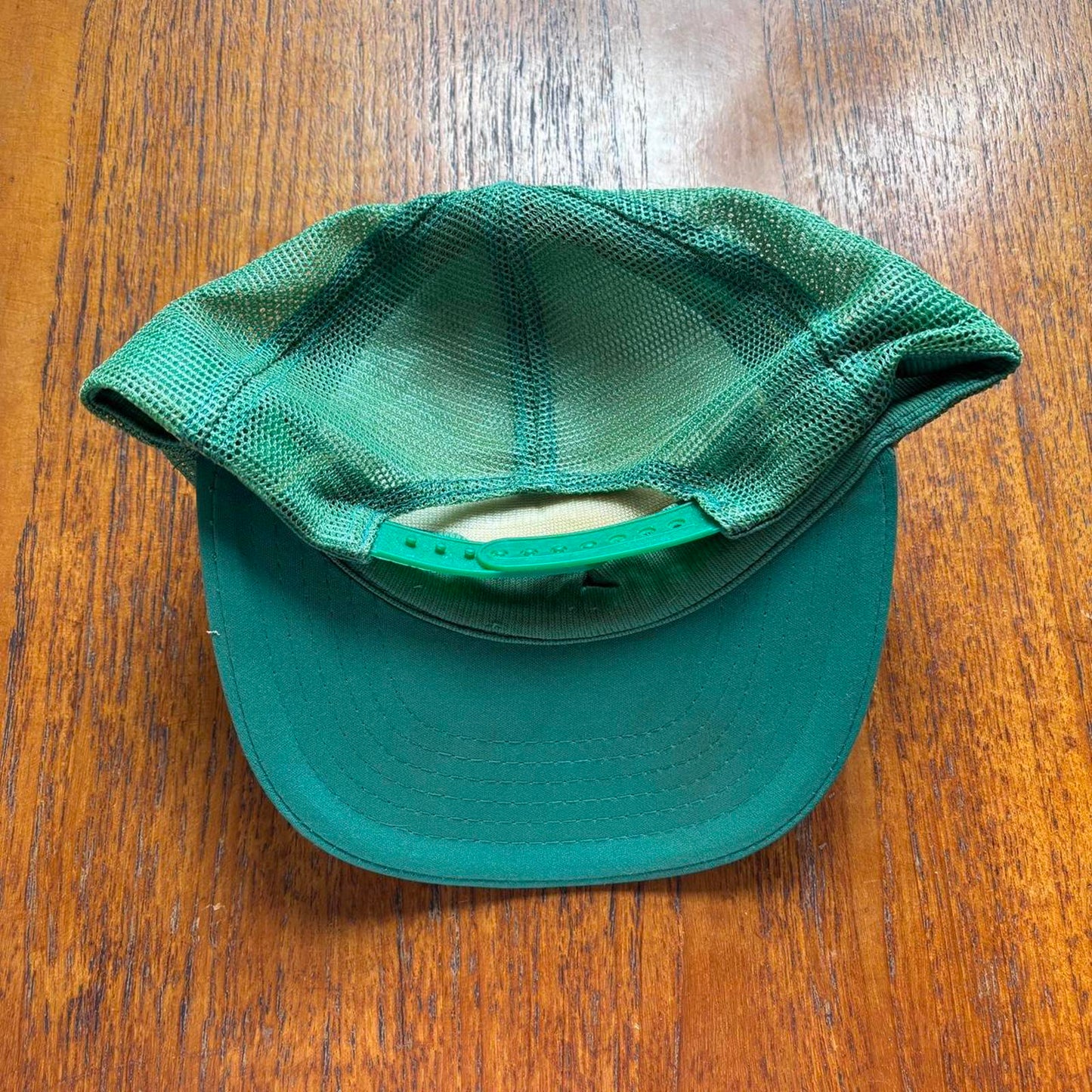 Vintage 90s USA Missouri ruralist nature wildlife graphic trucker cap