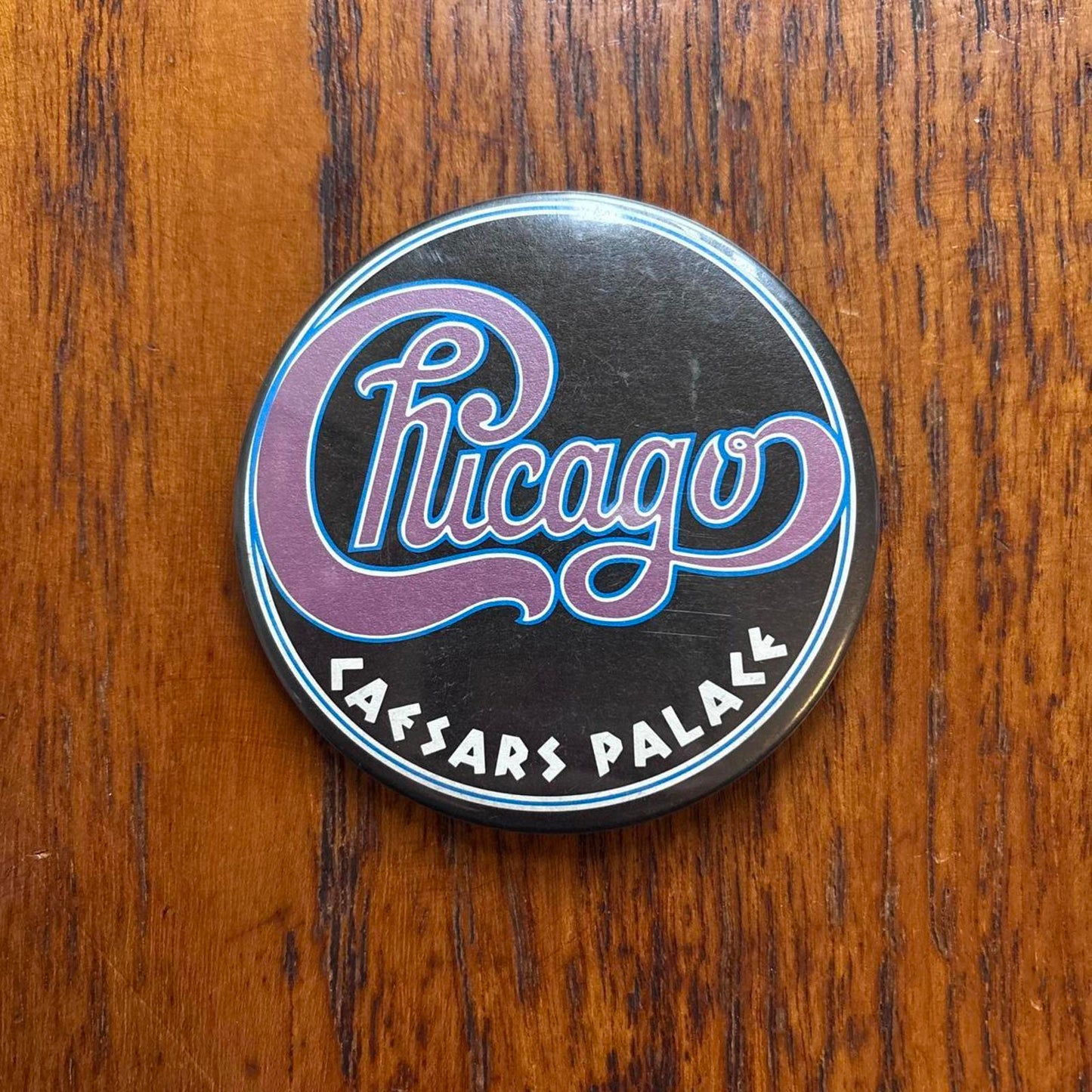 Vintage 90s USA Chicago Broadway theatre show Caesars Palace Las Vegas pin badge
