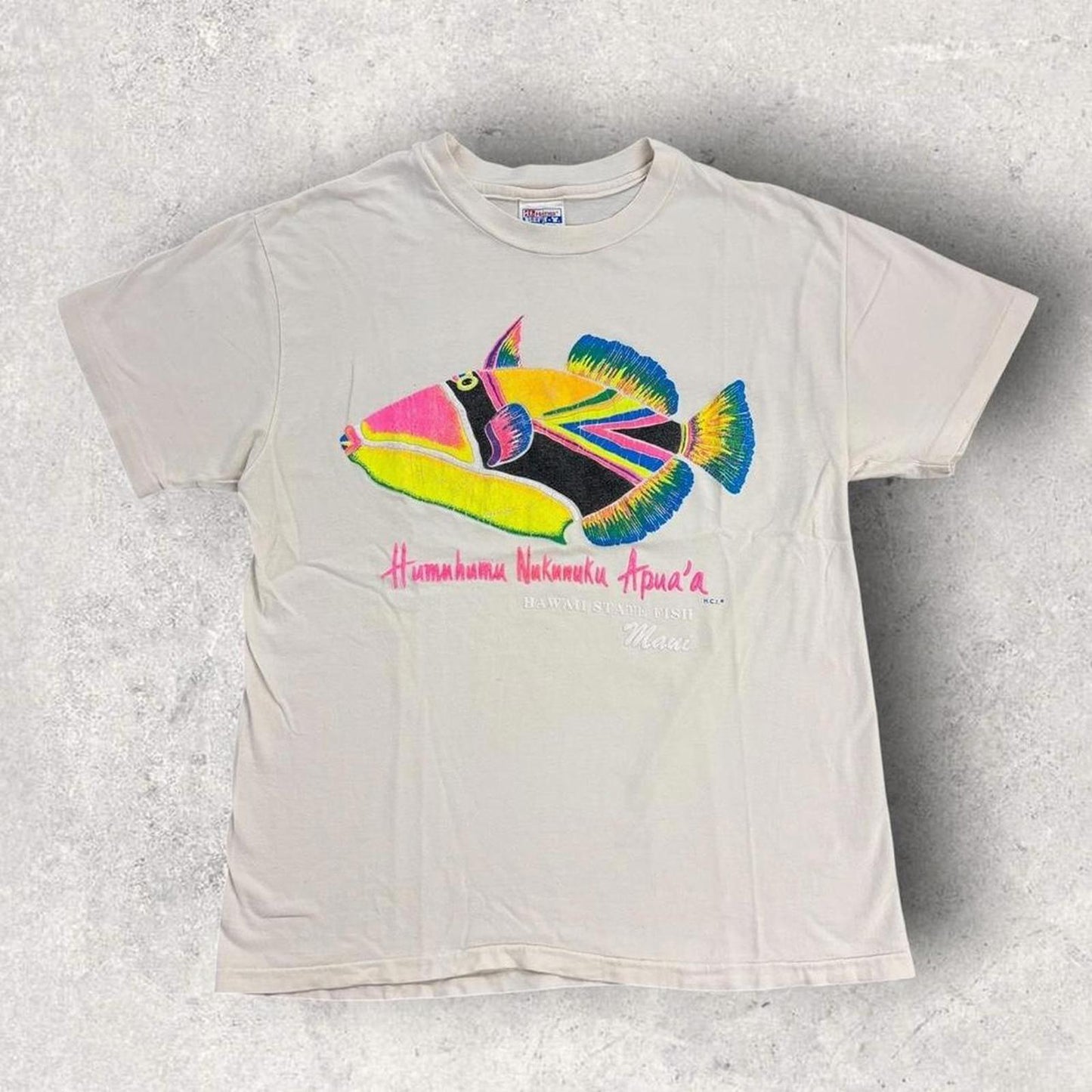 Vintage 90s USA Hawaiian state tropical fish Maui Hawaii graphic t-shirt