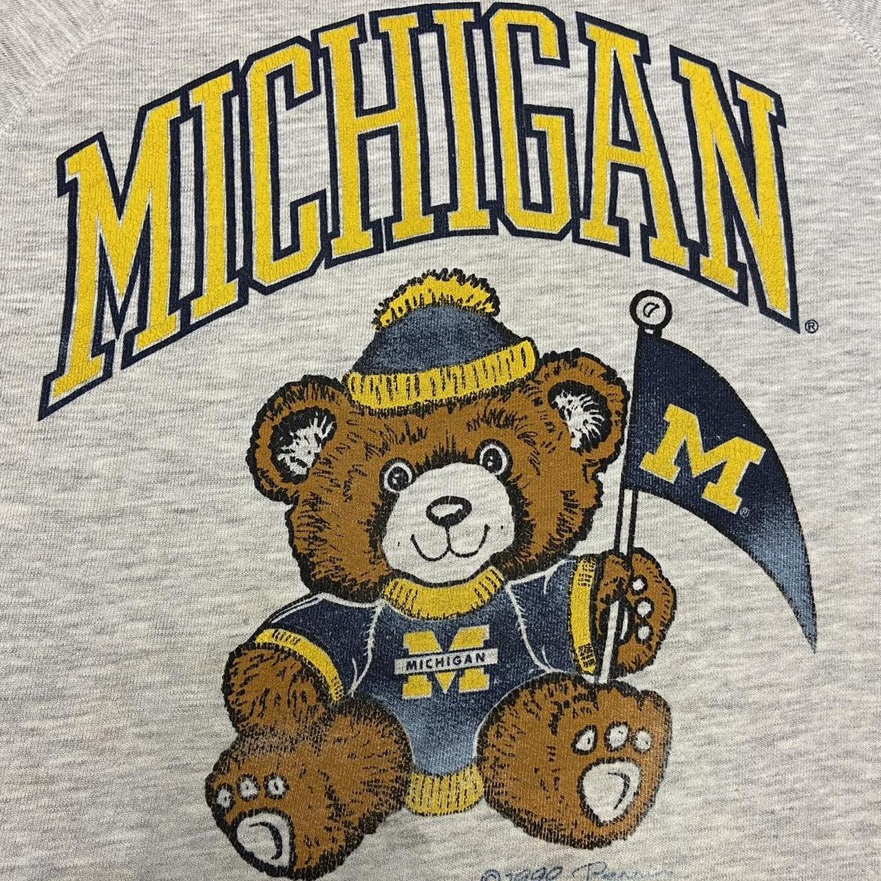 Vintage 90s USA Michigan university varsity mascot promotional sweatshirt