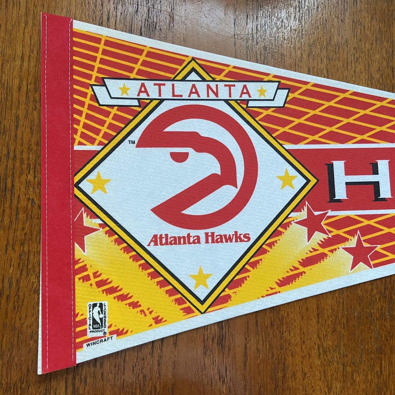 Vintage 90s USA Atlanta Hawks NBA basketball felt pennant