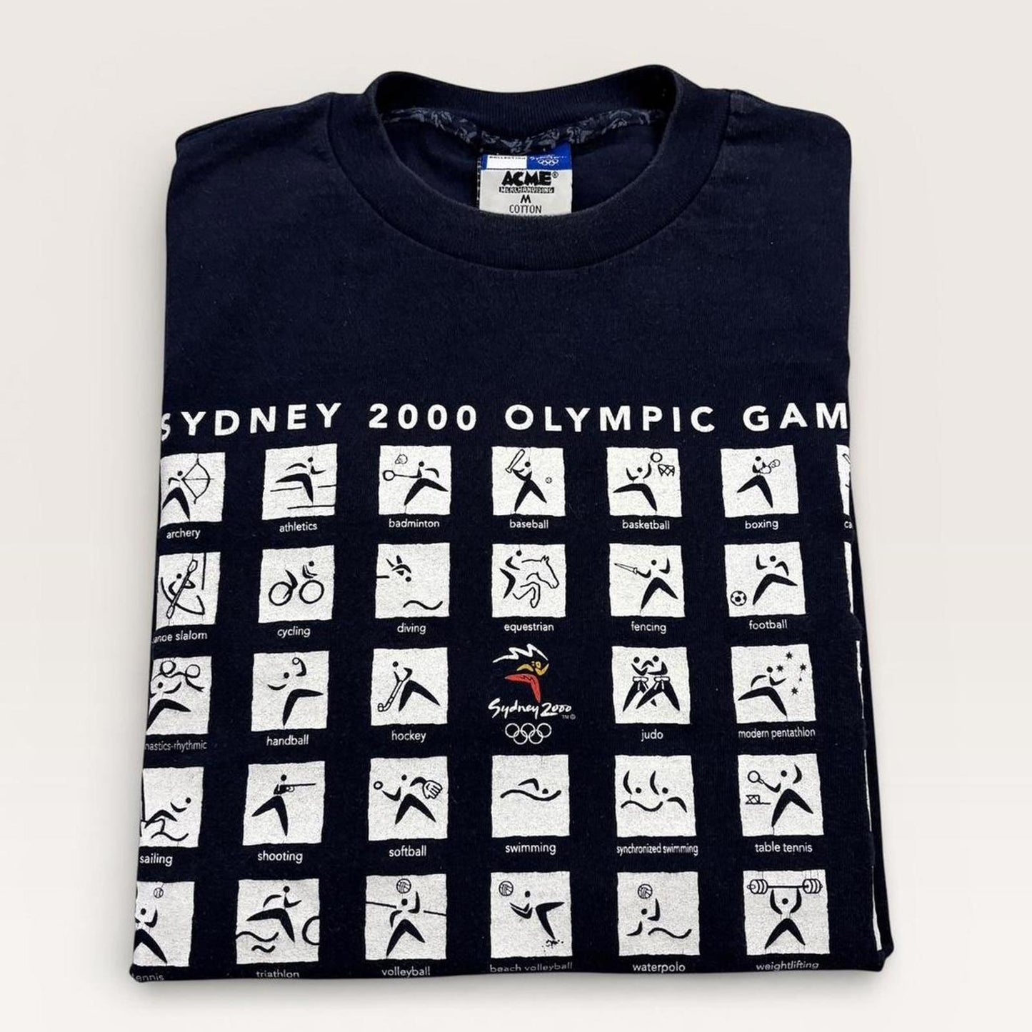 Vintage Y2K Sydney 2000 Olympics summer games athletics Australia t-shirt
