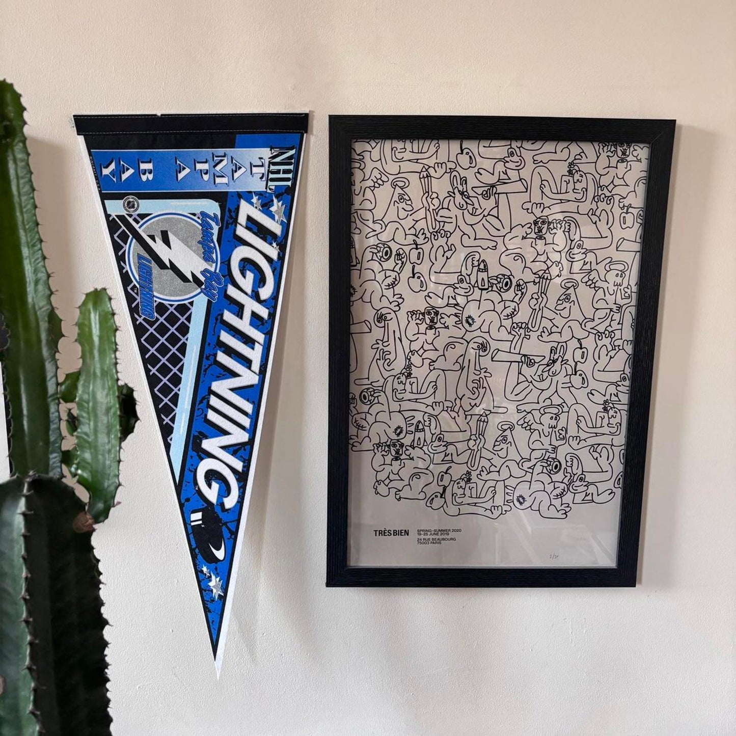 Vintage 90s USA Tampa Bay Lightning NHL ice hockey felt pennant