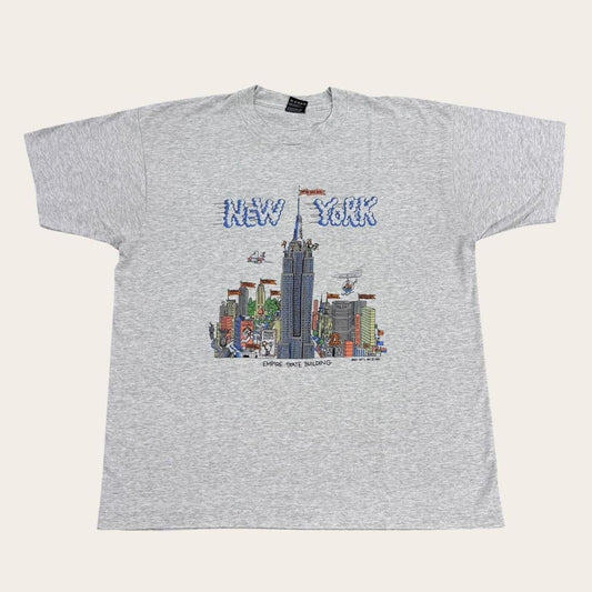 Vintage 90s USA New York City Empire State Building Manhattan souvenir t-shirt