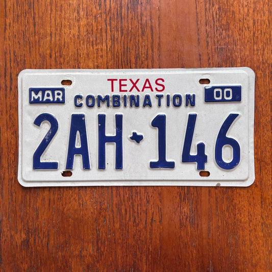 Vintage Y2K USA Texas lone star state American license plate