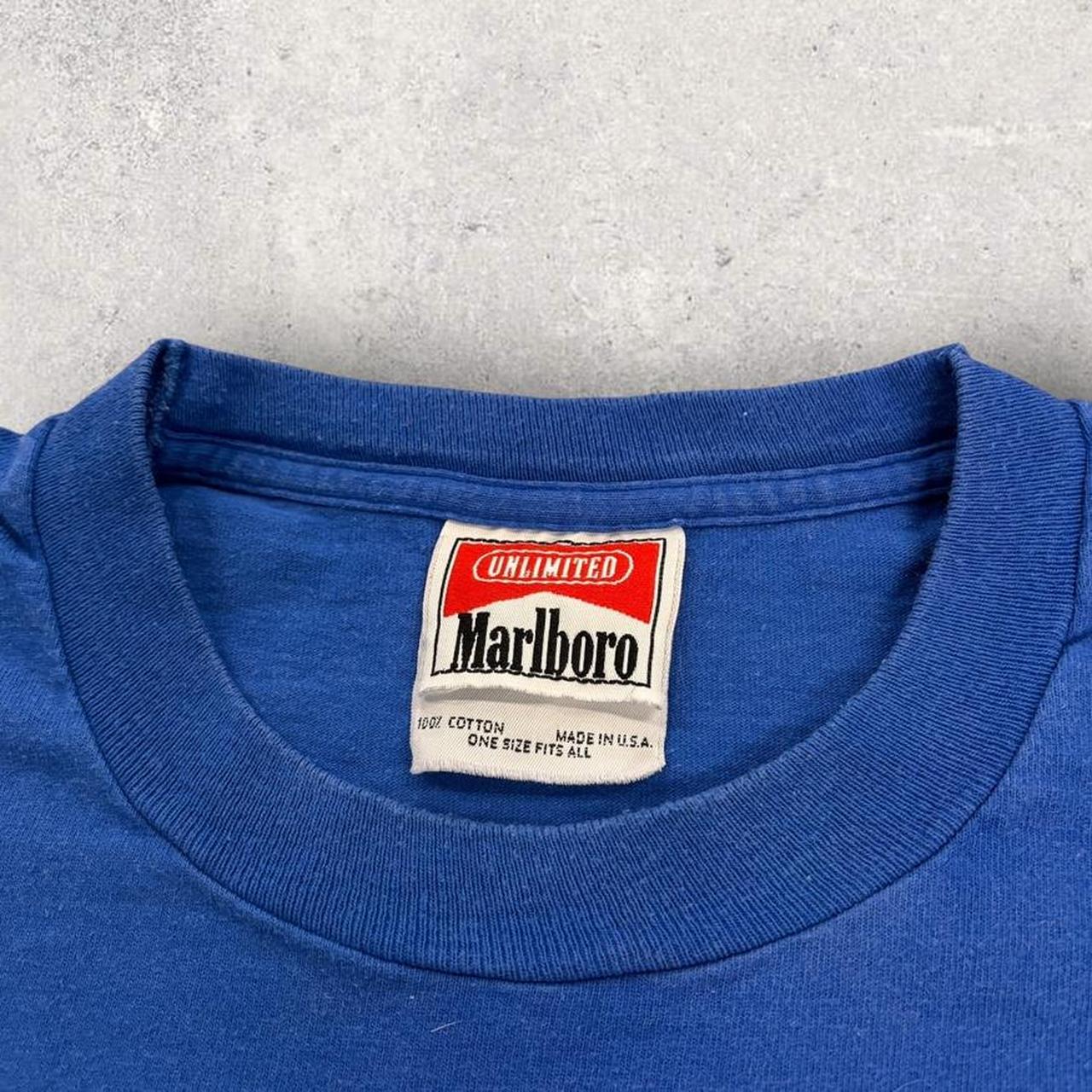 Vintage 90s USA Marlboro cigarettes unlimited wolf howl graphic pocket t-shirt