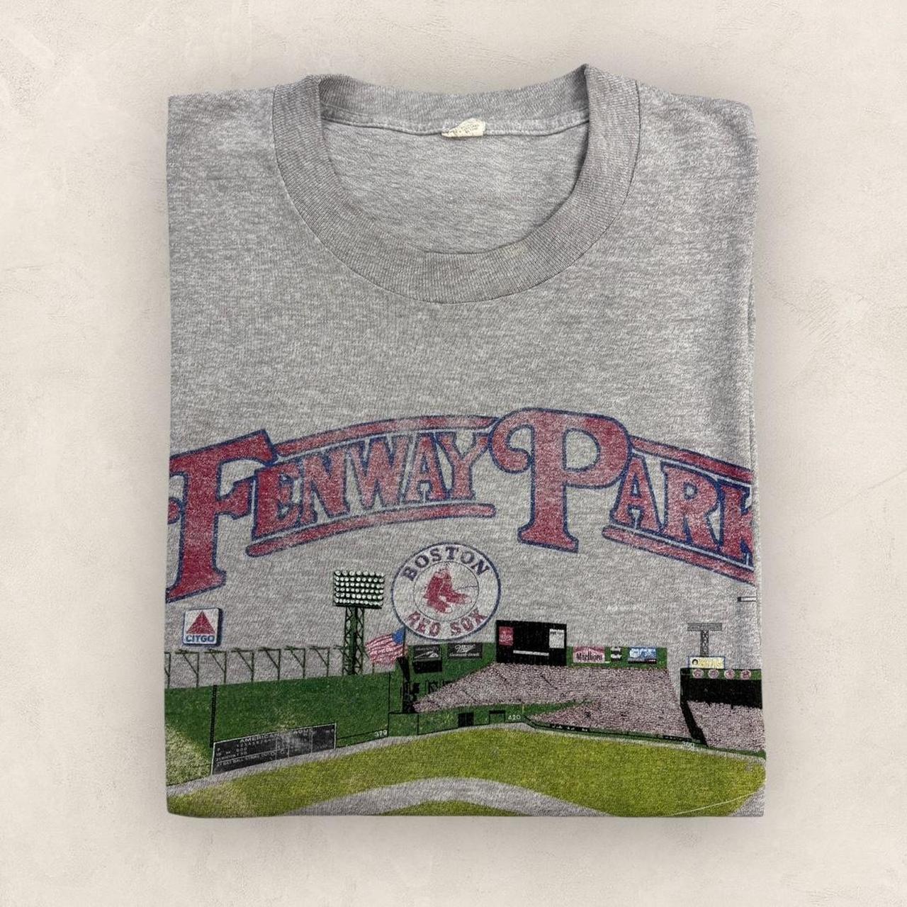 Vintage 90s USA Boston Red Sox Fenway Park MLB baseball graphic t-shirt