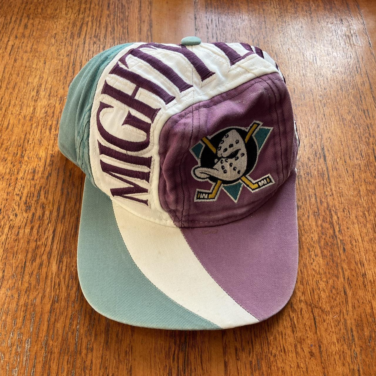 Vintage 90s USA Anaheim Mighty Ducks California NHL Ice Hockey graphic baseball cap