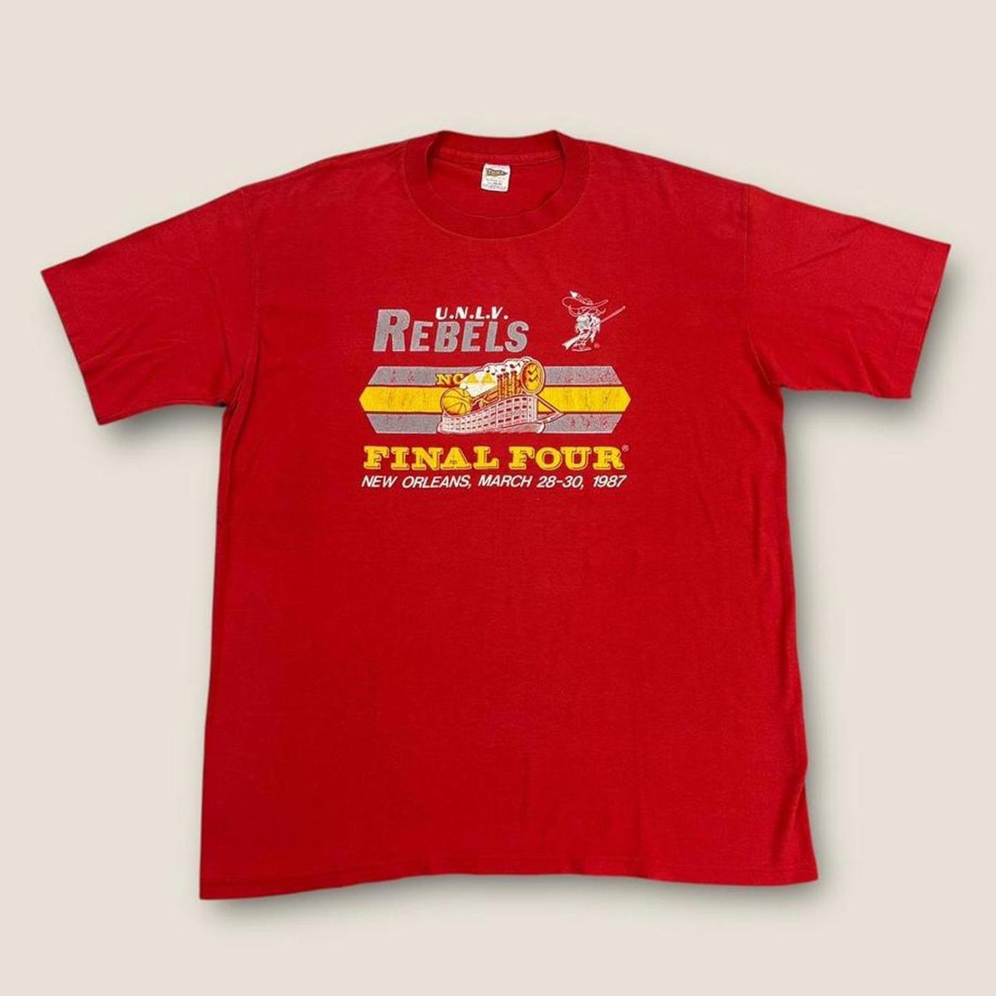 Vintage 80s USA university of Las Vegas Rebels varsity basketball t-shirt