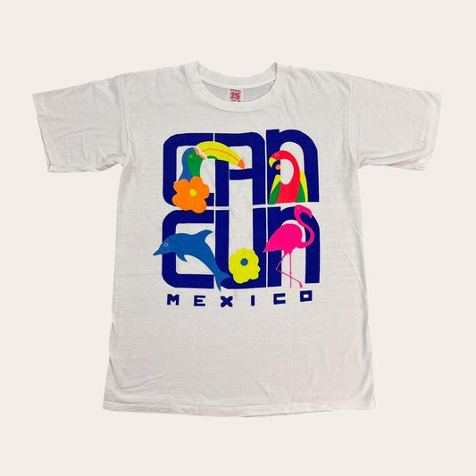 Vintage 90s Cancun Mexico tropical wildlife nature souvenir t-shirt