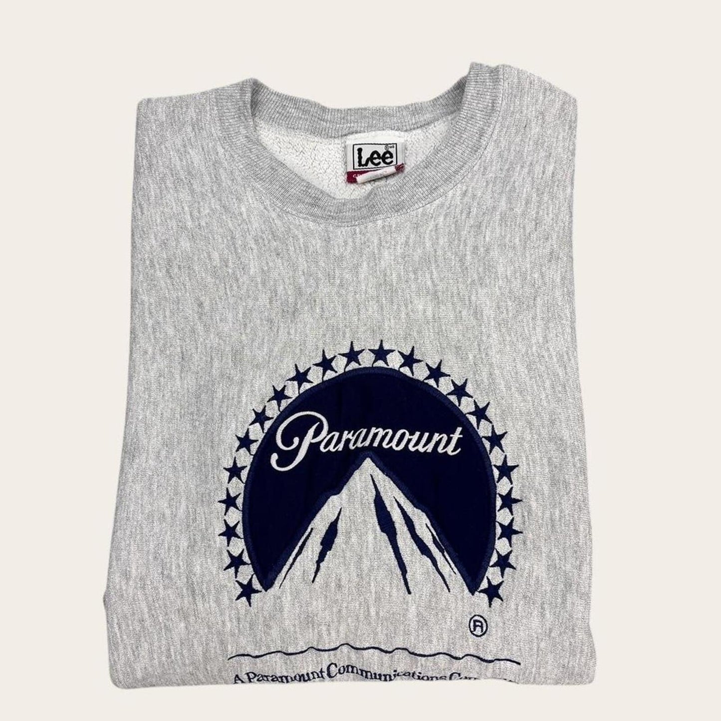 Vintage 90s USA Paramount Pictures film movie studio embroidered sweatshirt