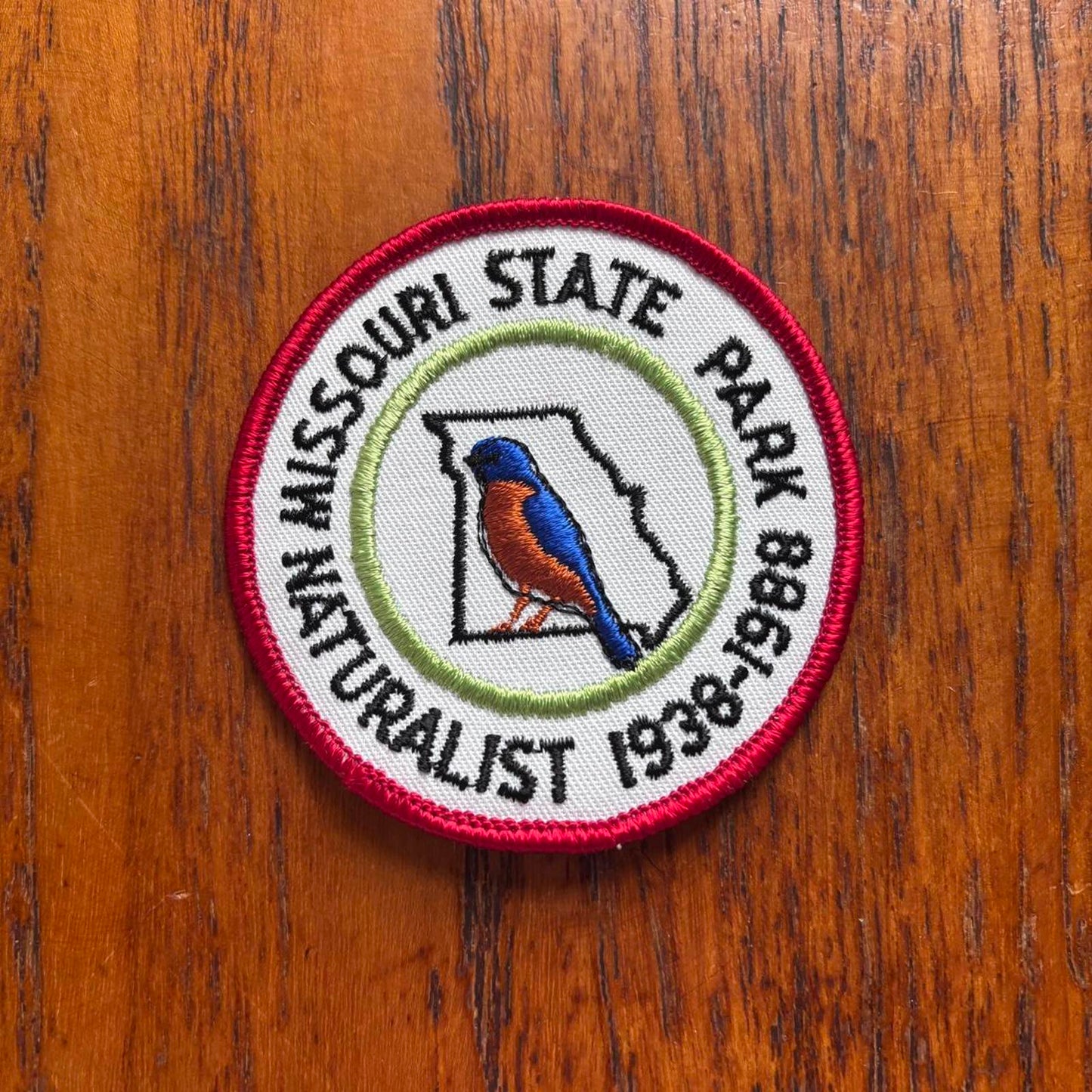 Vintage 80s USA Missouri state park naturalist embroidered patch