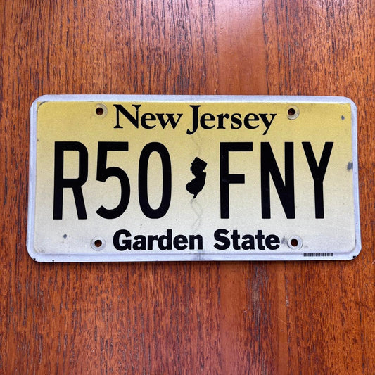 Vintage Y2K New Jersey Garden state American license plate