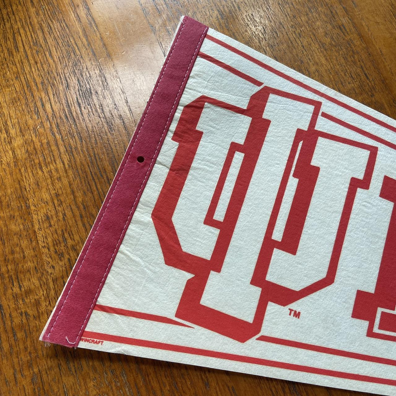 Vintage 90s USA Indiana university Hoosiers varsity team pennant