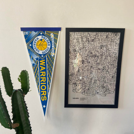 Vintage 90s USA Golden State Warriors NBA basketball felt pennant