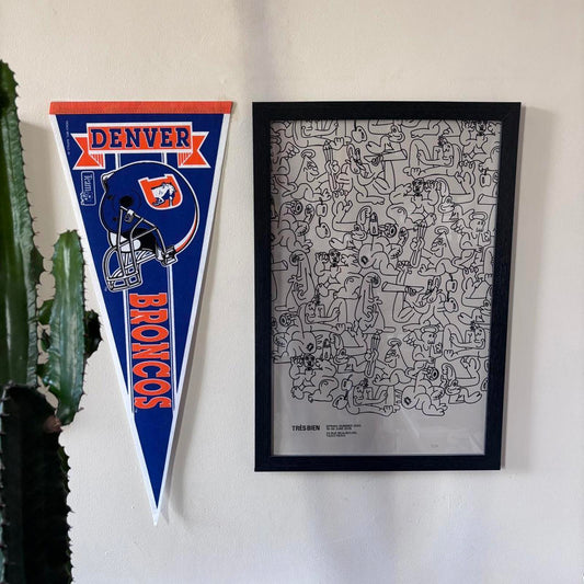 Vintage 90s USA Denver Broncos NFL American Football pennant