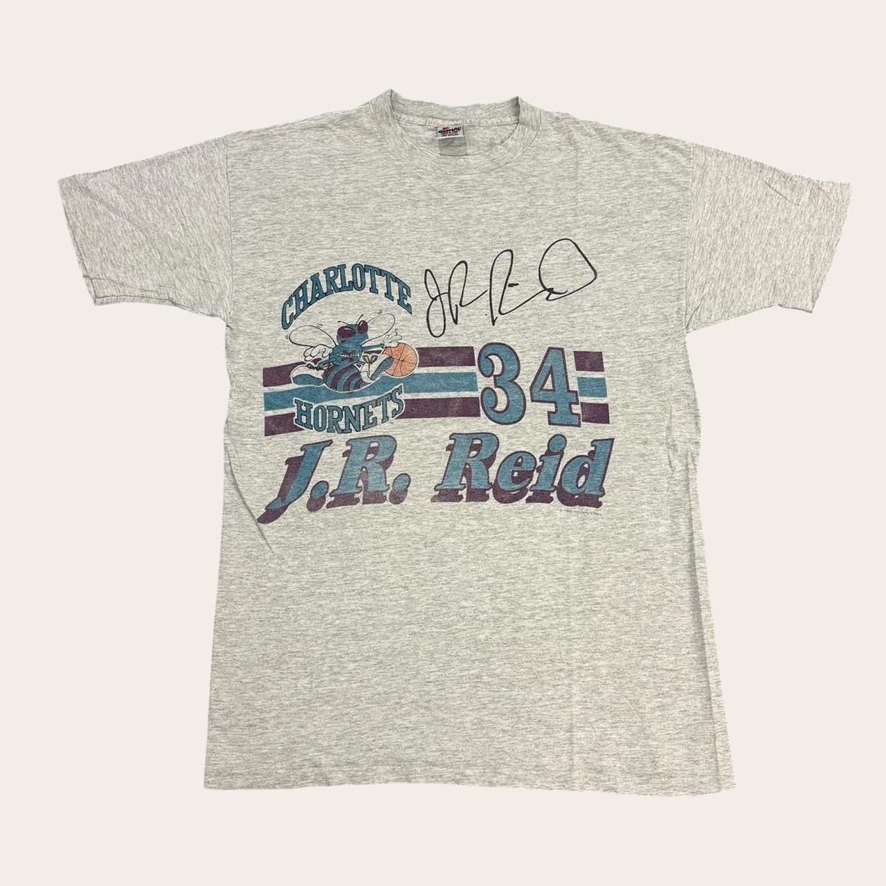 Vintage 90s USA Charlotte Hornets NBA basketball J R Reid graphic t-shirt