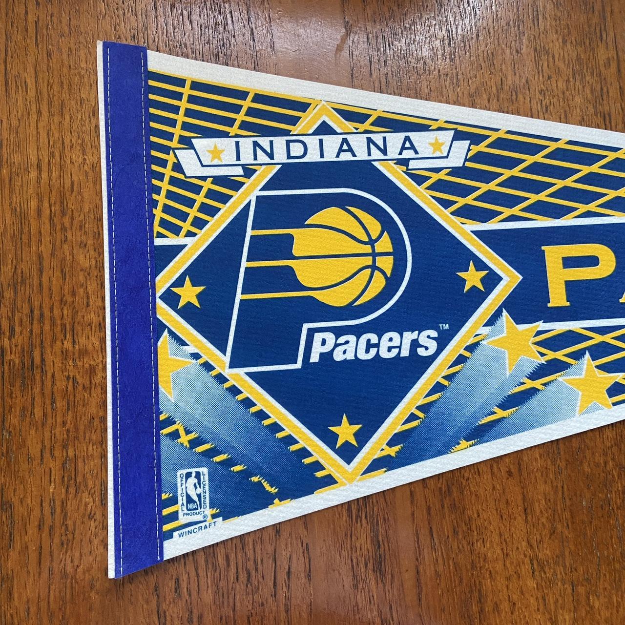 Vintage 90s USA Indiana Pacers NBA basketball felt pennant