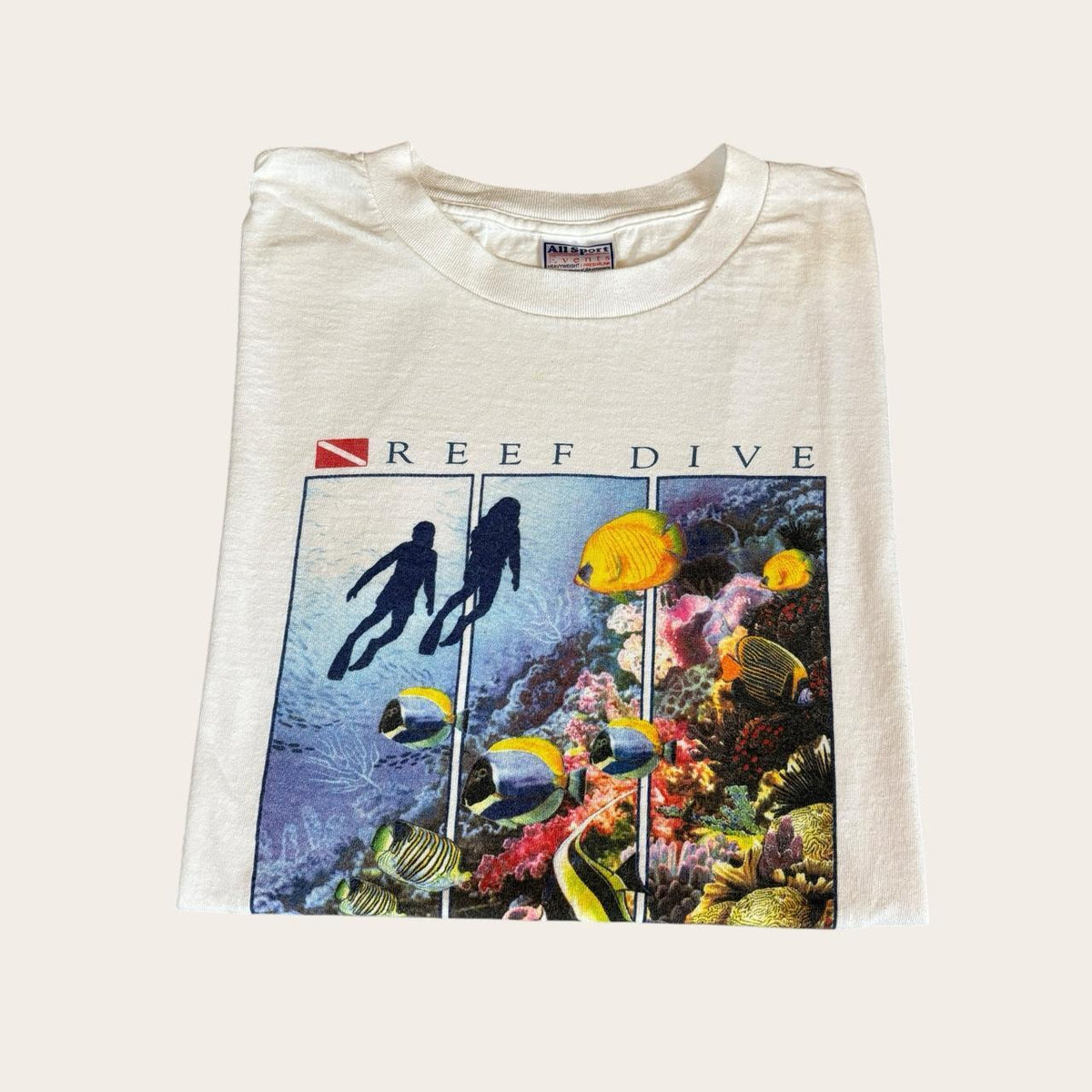 Vintage 90s USA reef dive ocean paradise carnival cruise ship t-shirt
